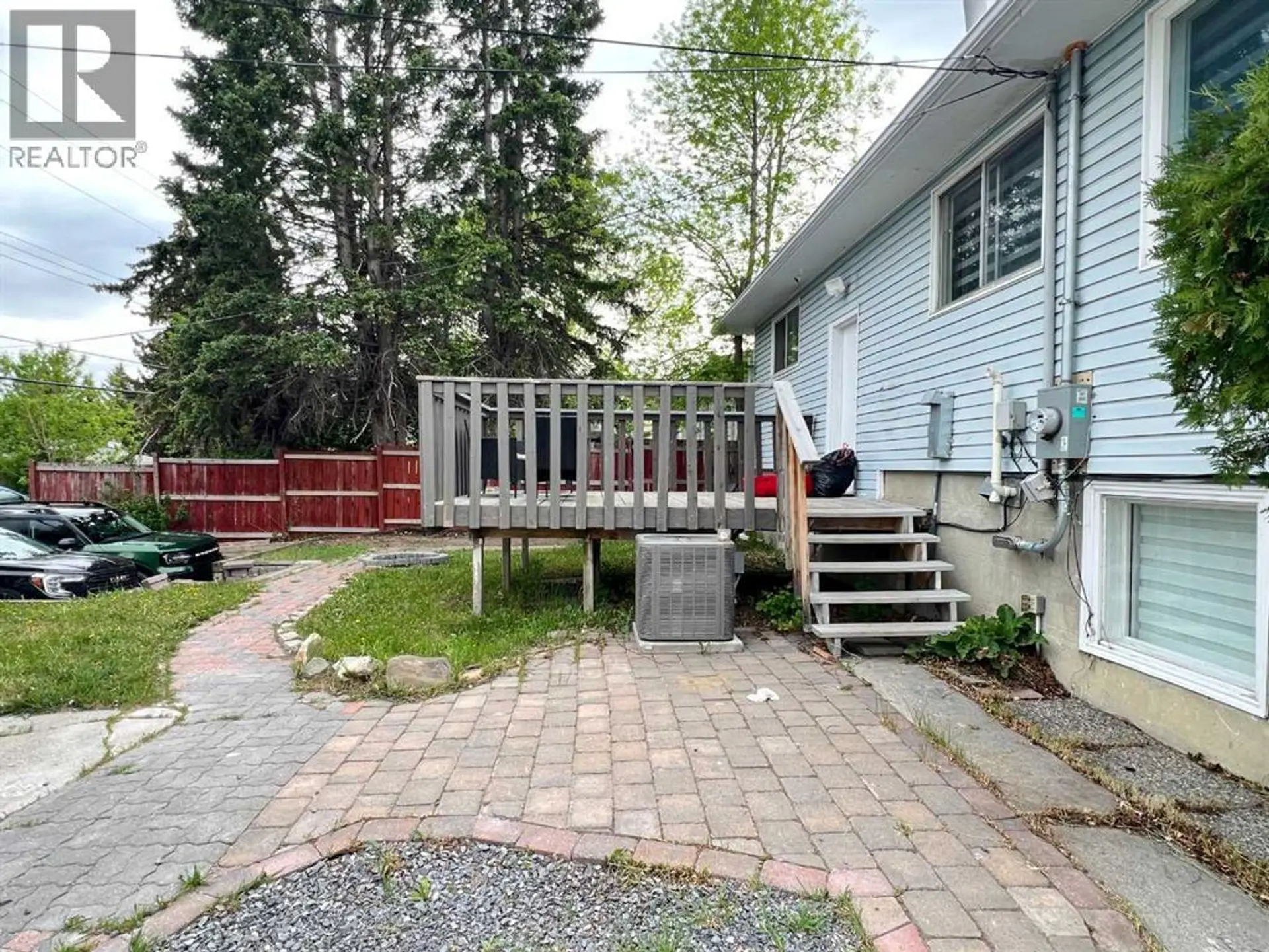 560 Northmount Drive NW - Image 14