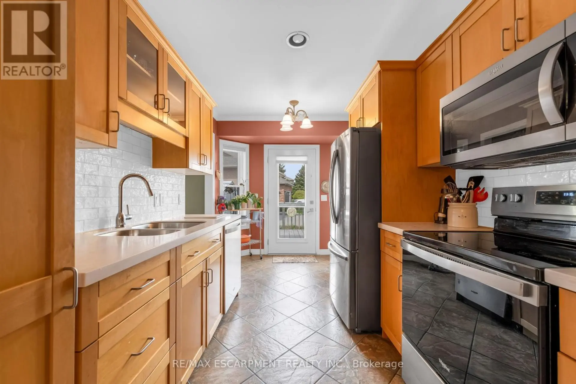 Property at 50 SPADARA DRIVE, Hamilton, ON