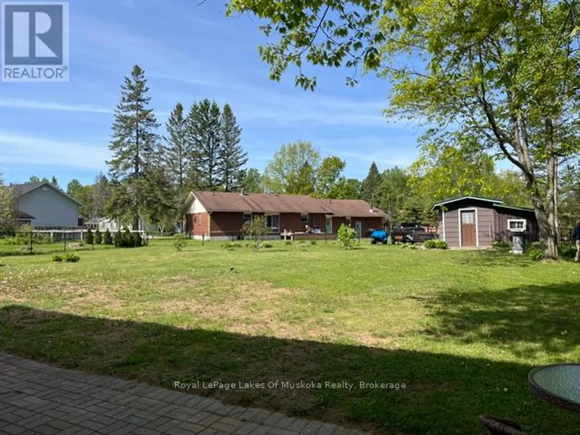 25 FITZ AVENUE - Image 3