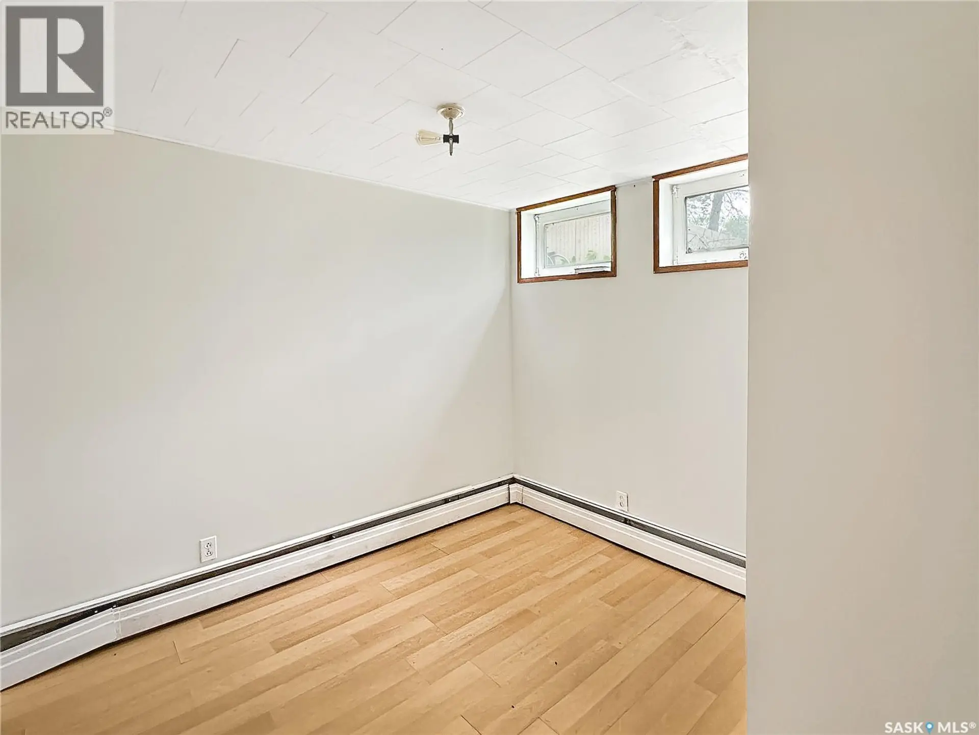 208 Lorne STREET - Image 12