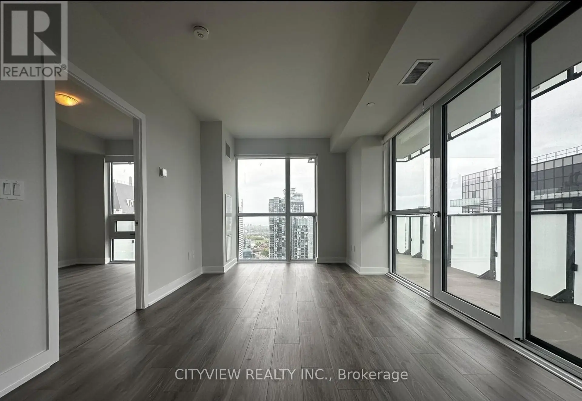 430 SQUARE ONE DRIVE - Image 7
