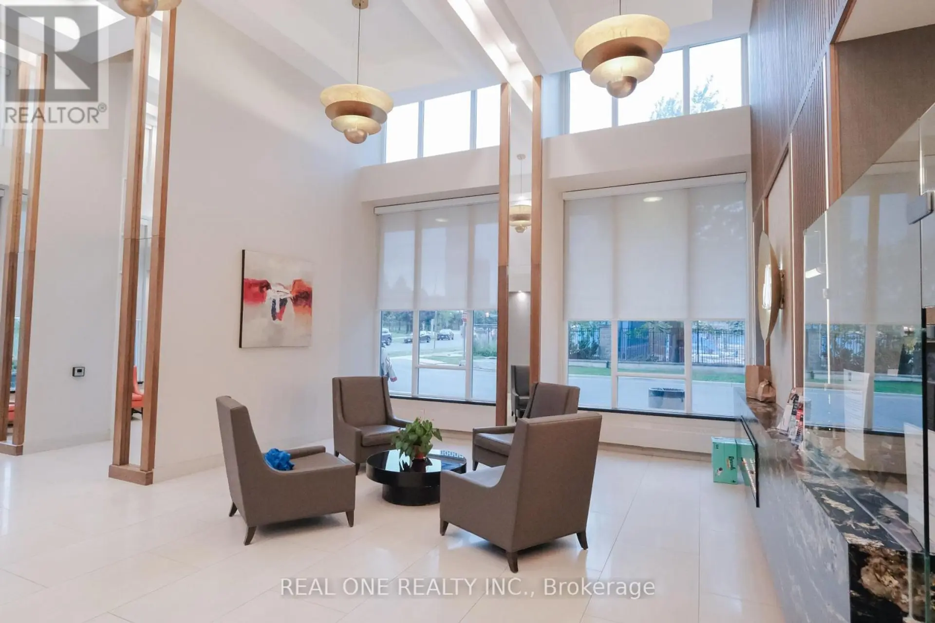 #1608 3525 KARIYA DRIVE - Image 2