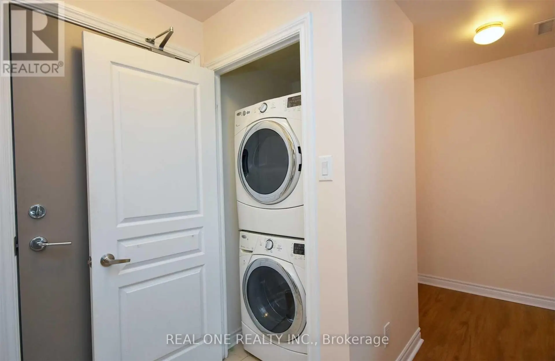 #1608 3525 KARIYA DRIVE - Image 6