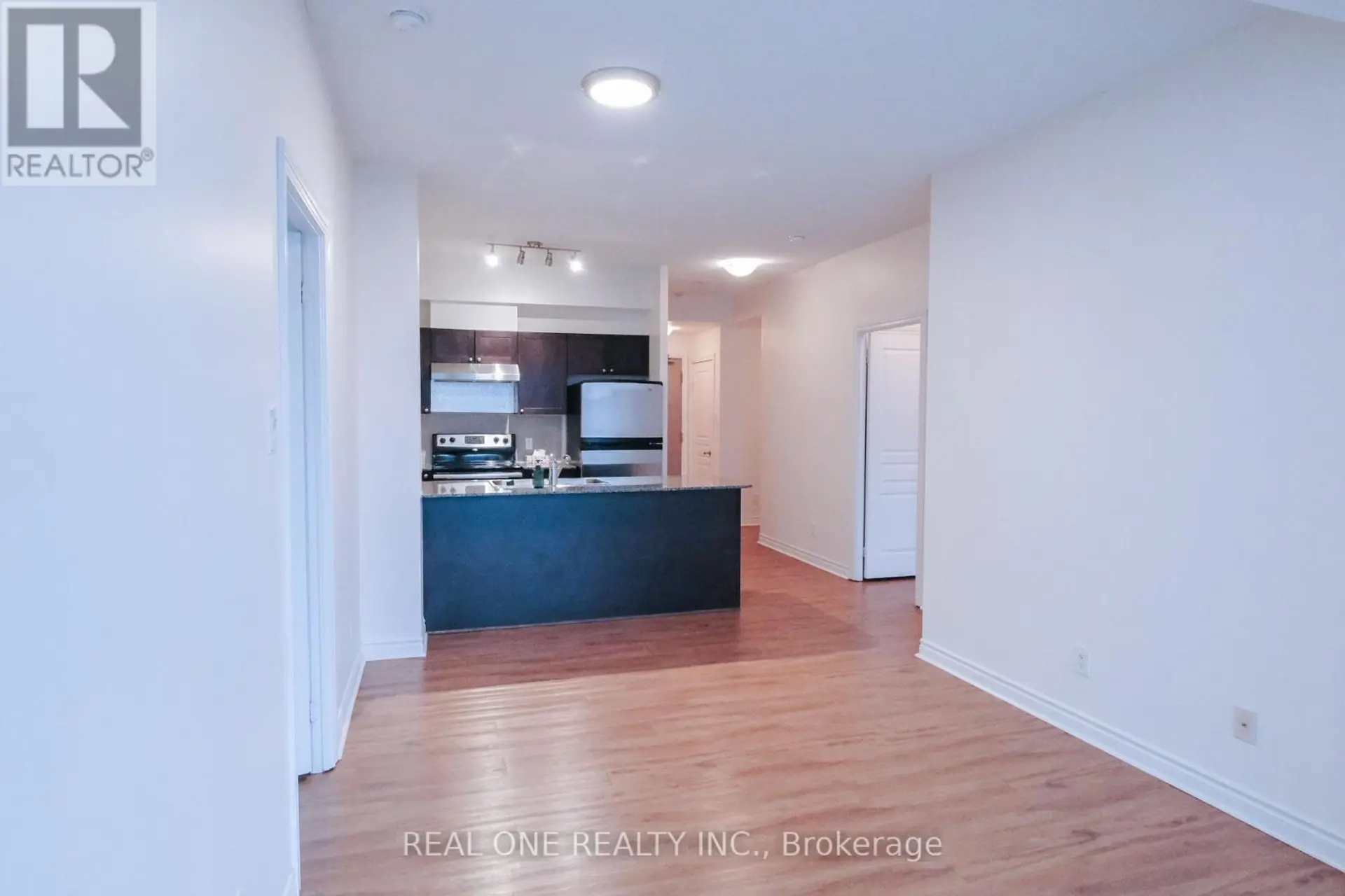 #1608 3525 KARIYA DRIVE - Image 9