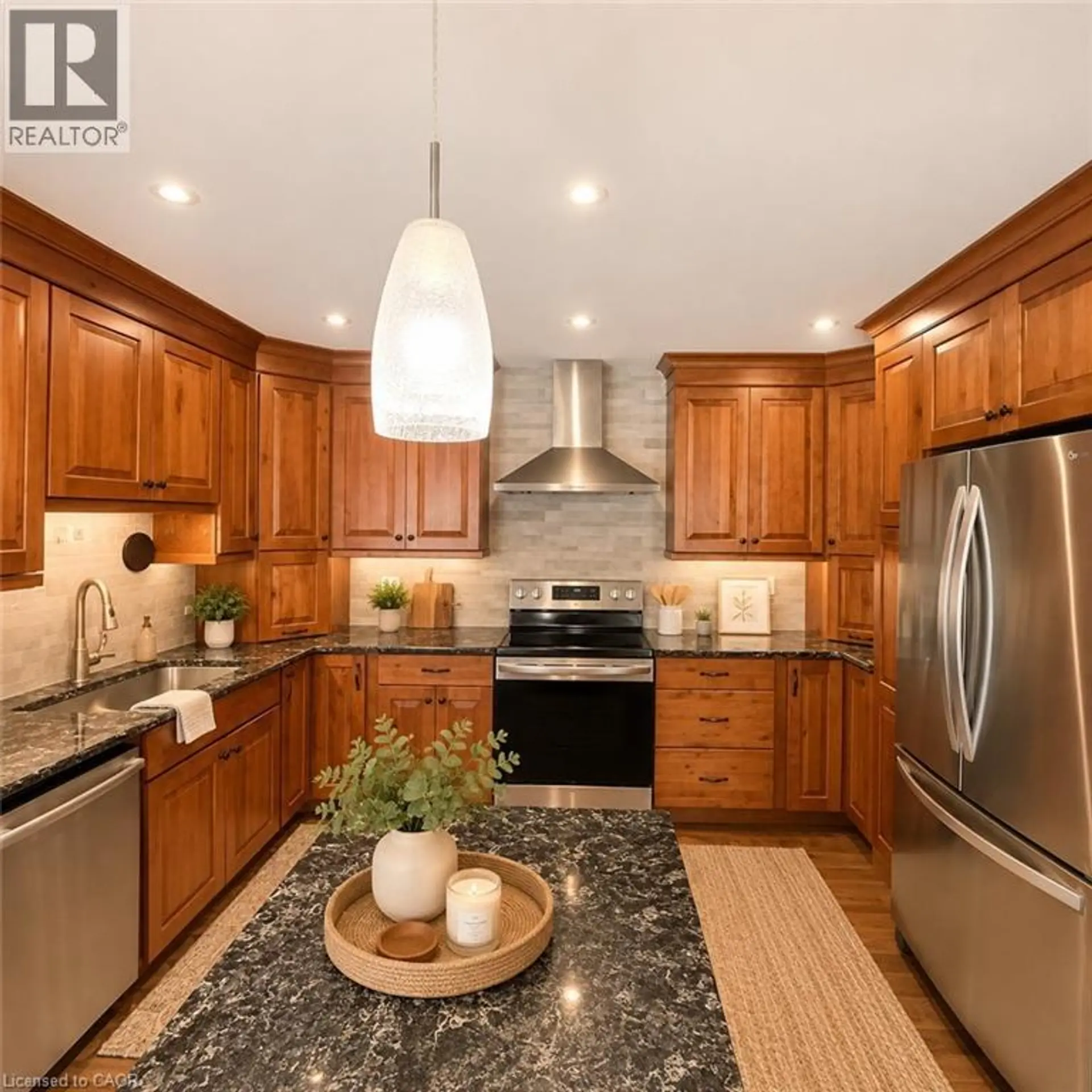 82 BLACKWOOD Crescent - Image 4