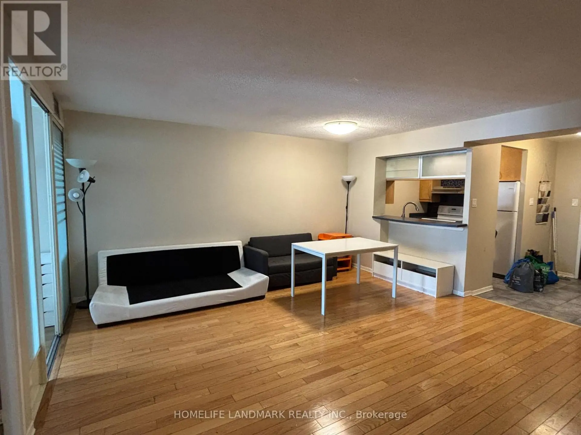 #1401 1055 BAY STREET - Image 3