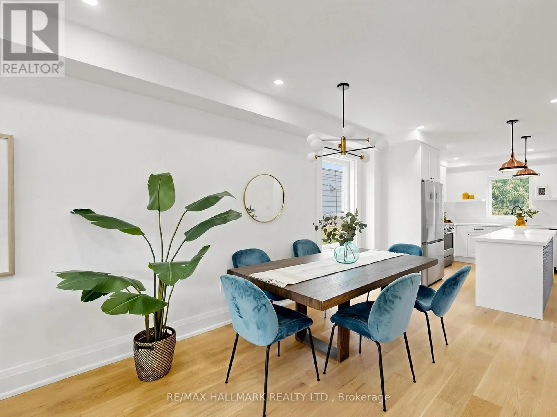 44 QUEENSDALE AVENUE - Image 1