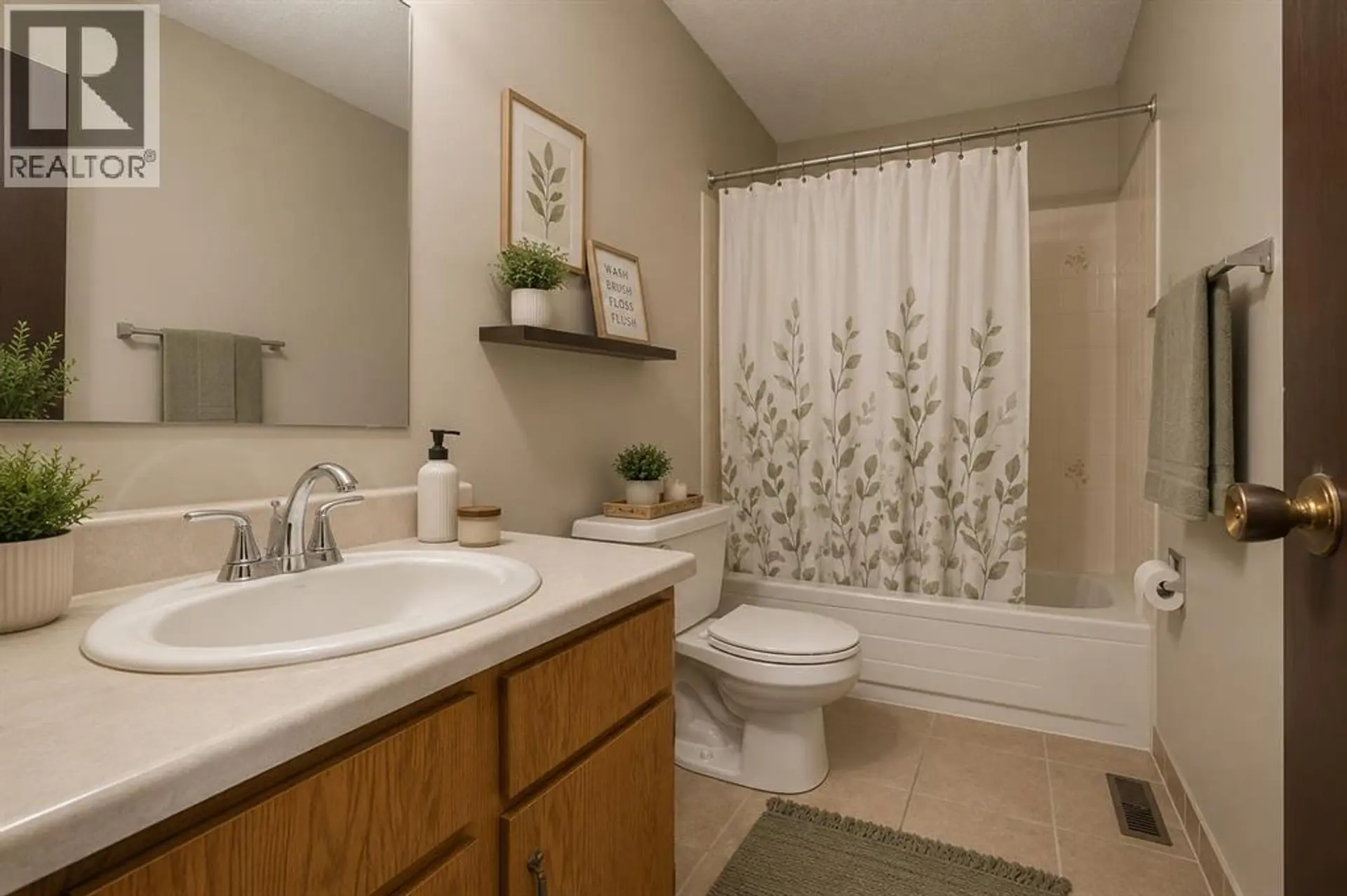 24 Bedford Road NE - Image 16