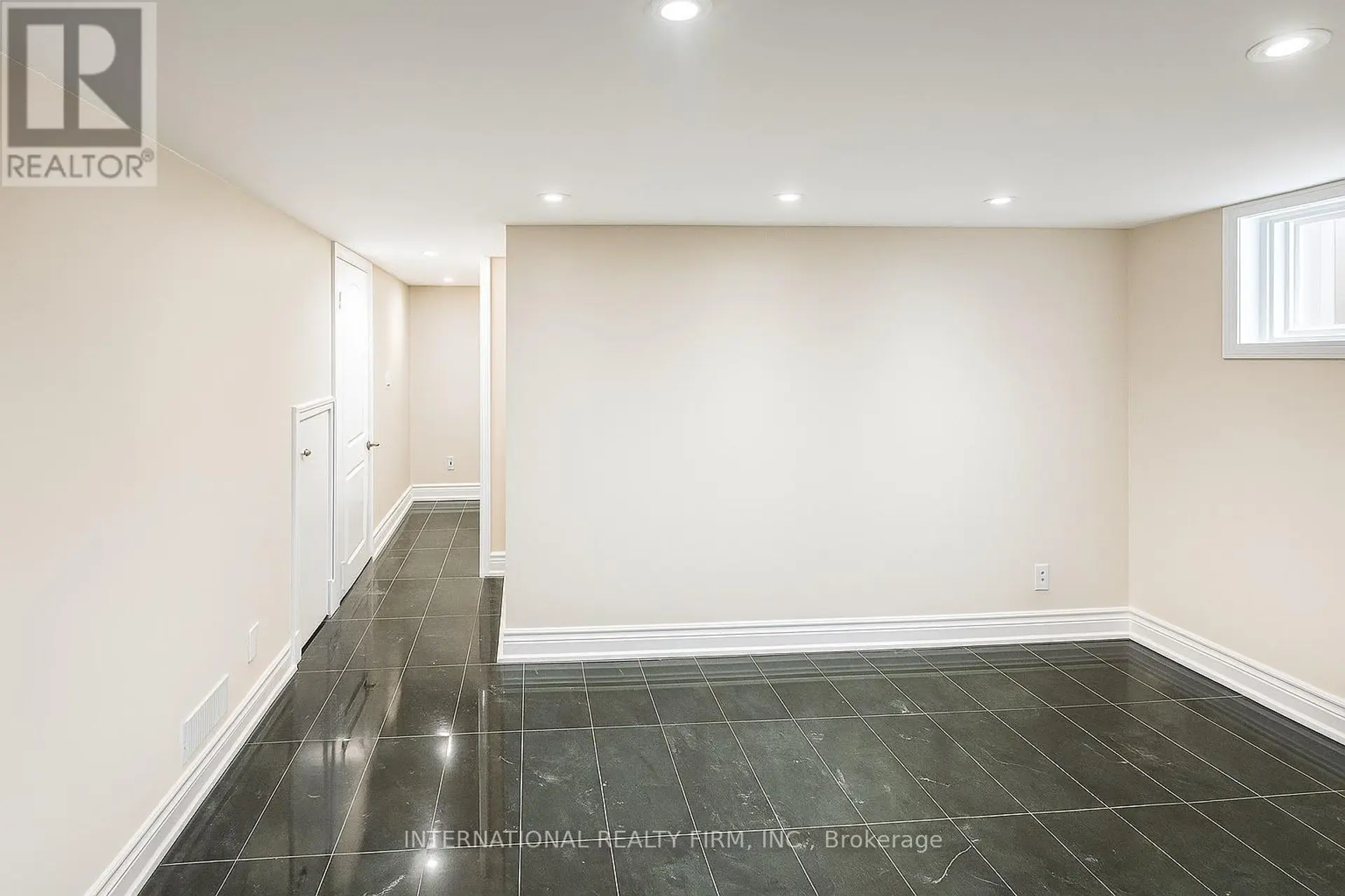 9 BENSHIRE DRIVE - Image 10
