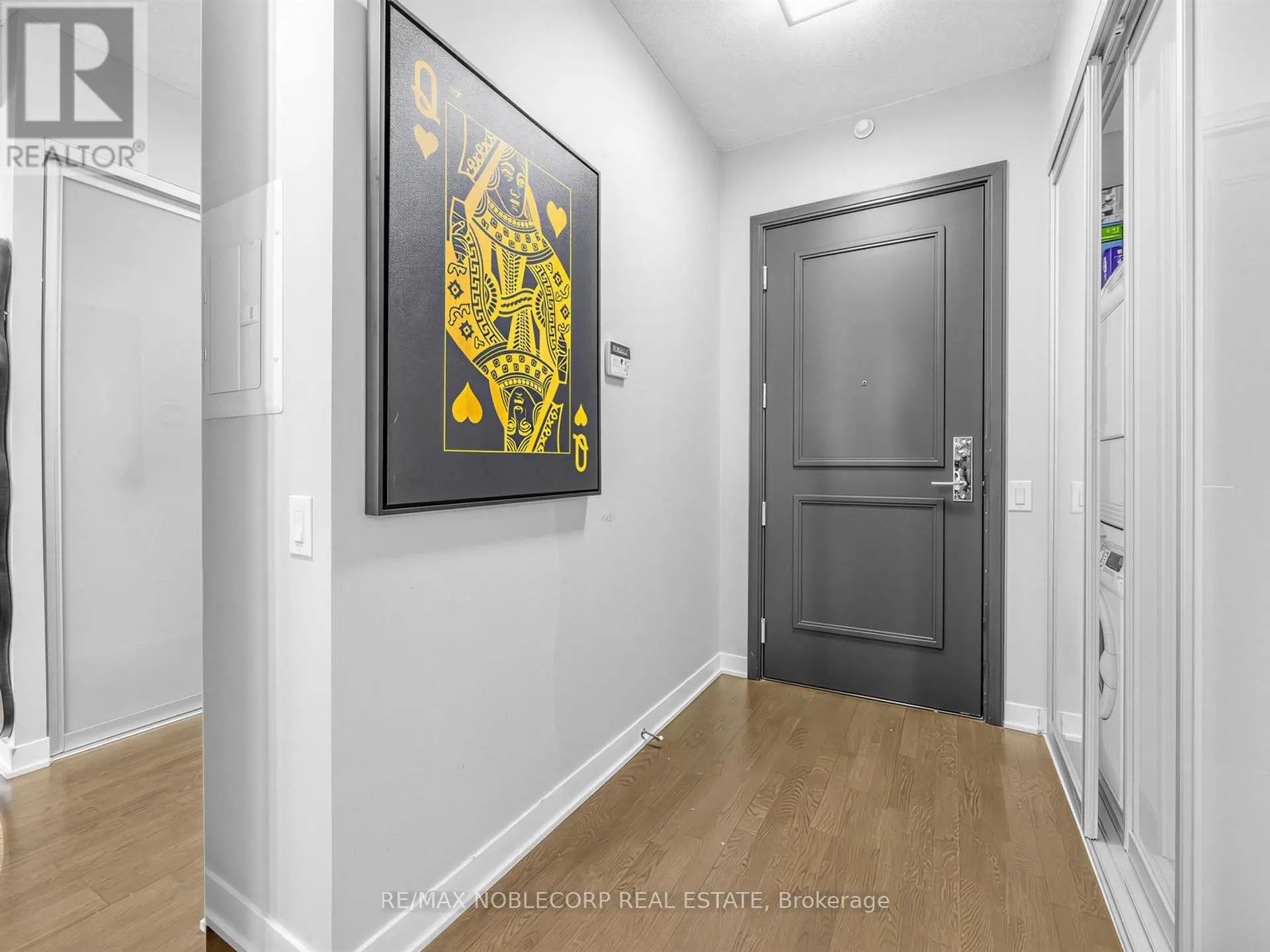 #2212 88 PARK LAWN ROAD - Image 2