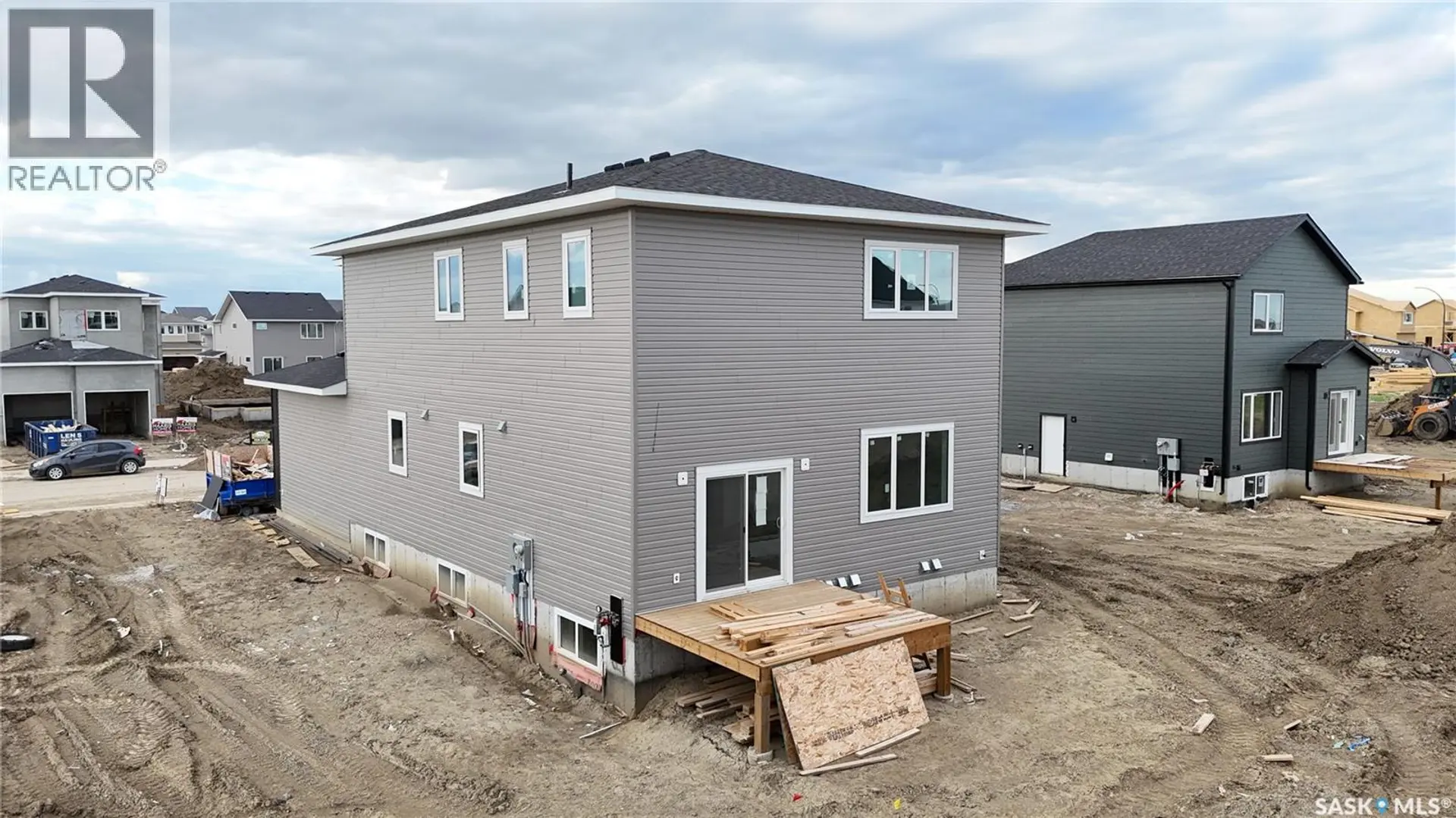 715 Nazarali LANE - Image 4