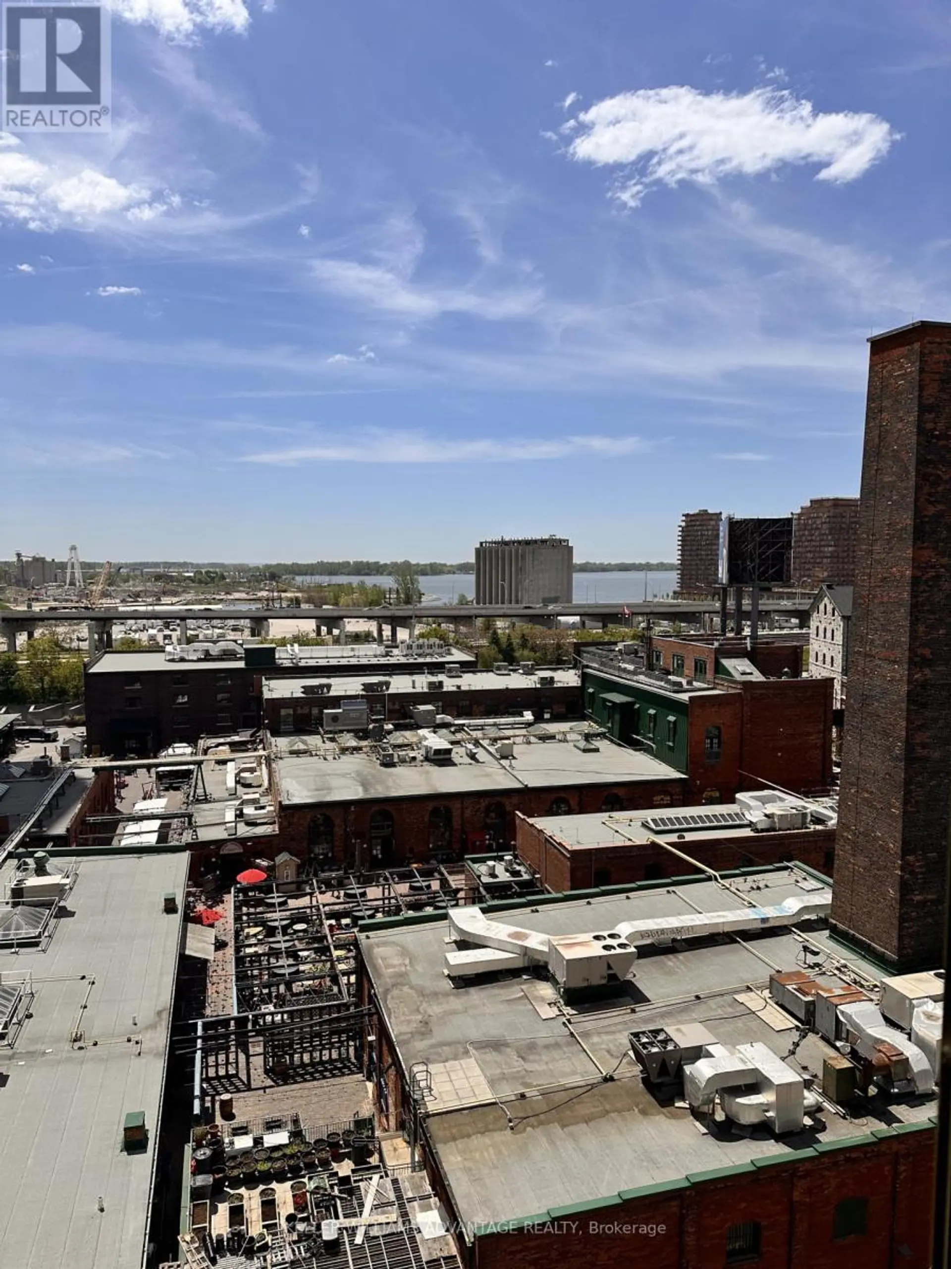 #SUB PH #9 70 MILL STREET - Image 6
