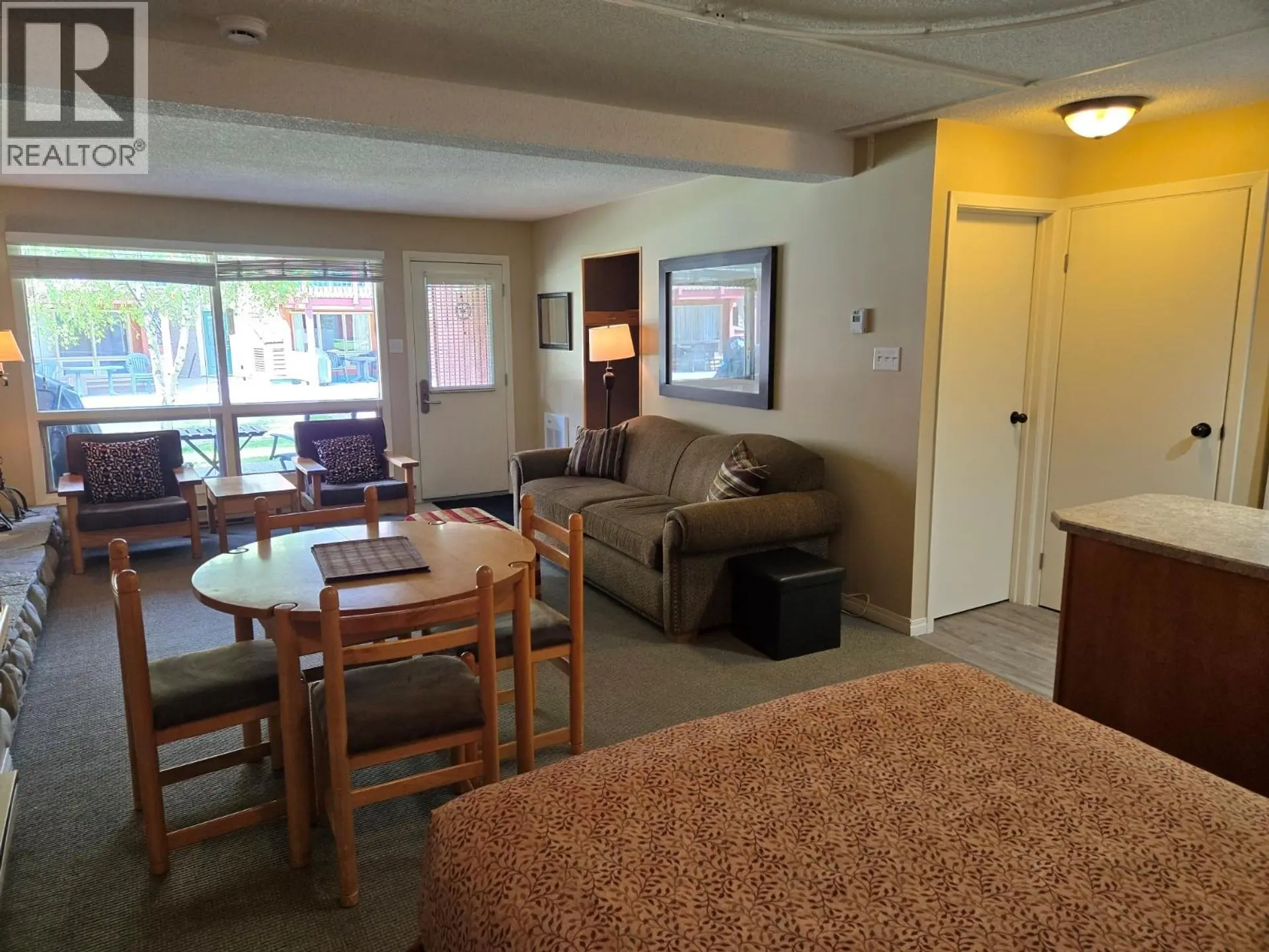 #1030 2030 Panorama Drive - Image 9