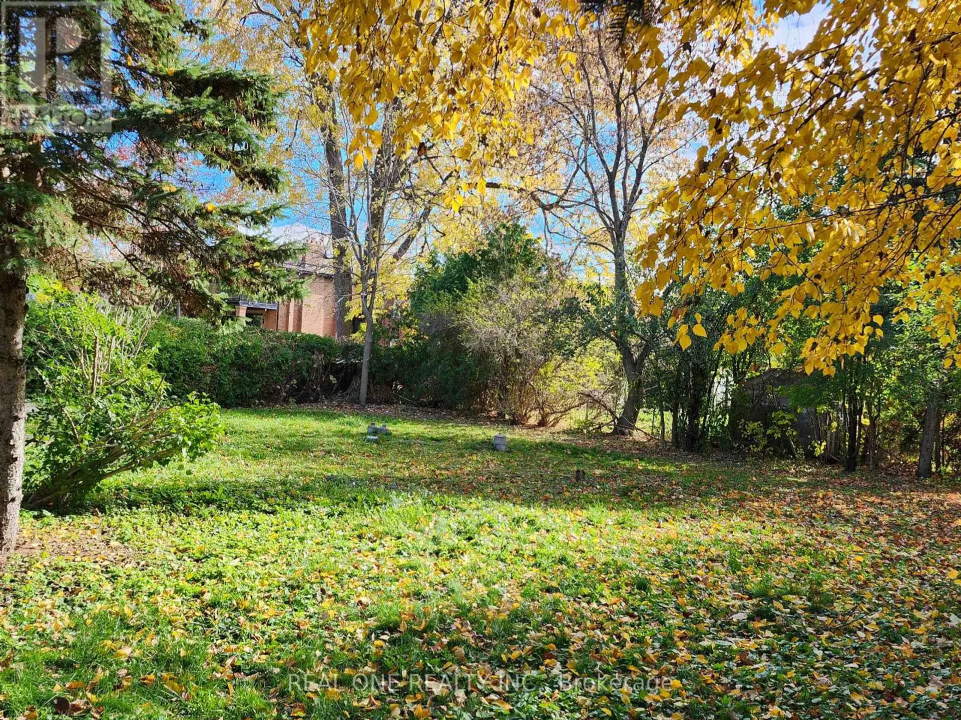 33 URBANDALE AVENUE - Image 10
