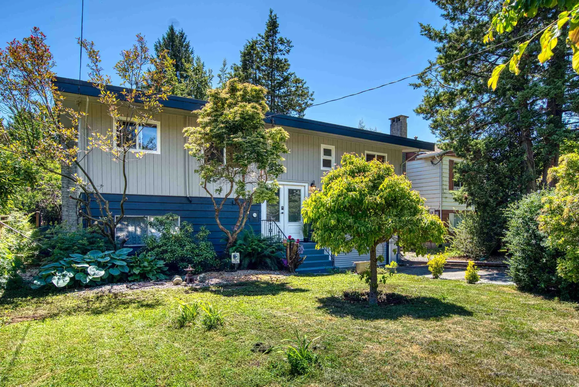 Property at 13750 Blackburn Avenue, White Rock, BC