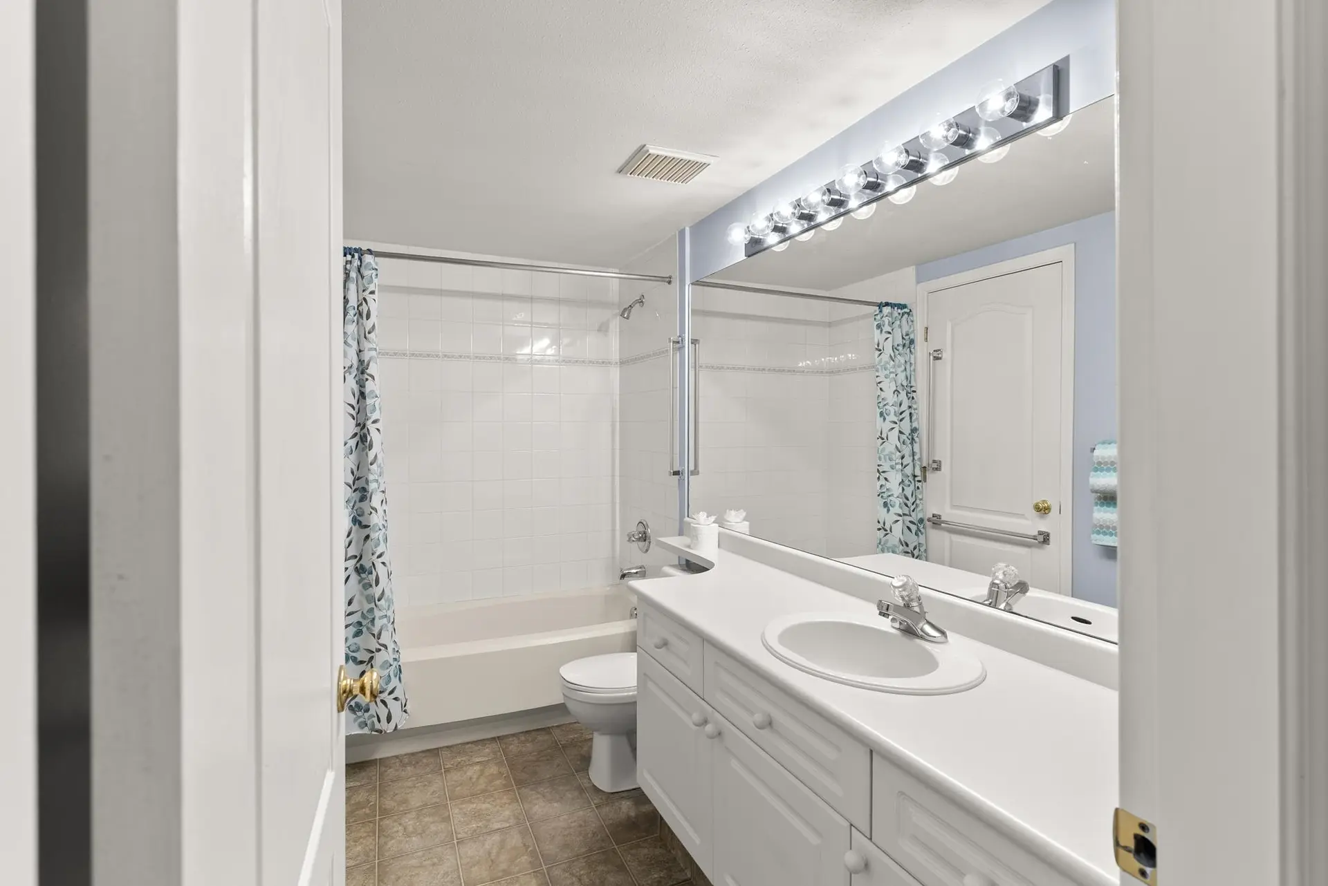 #109 5759 Glover Road - Image 15