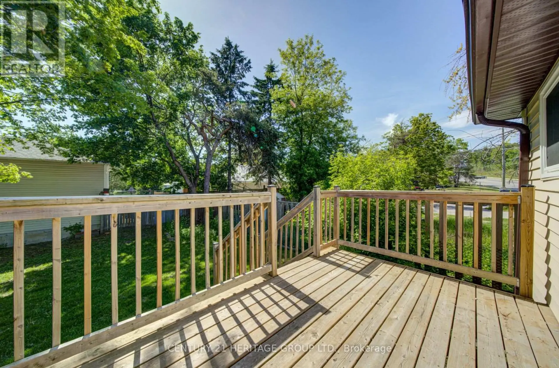 200 FERNDALE DRIVE N - Image 19