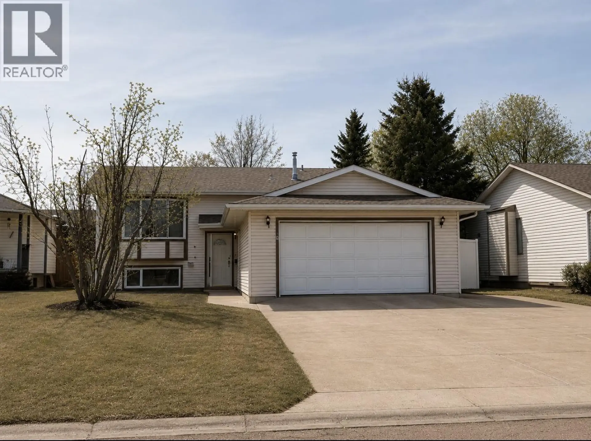 Property at 10611 114 AVENUE, Fort St. John, BC