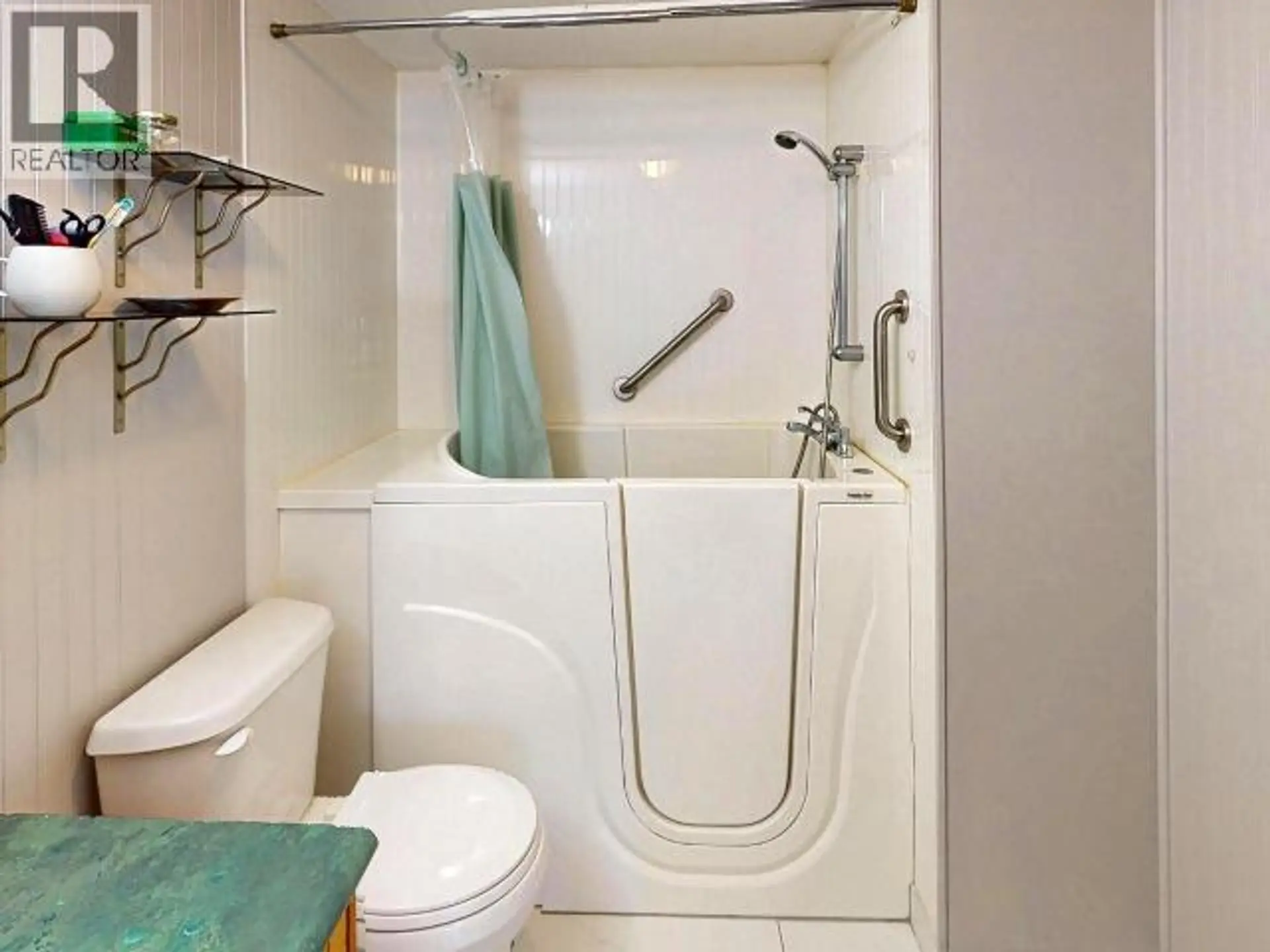 42-4500 CLARIDGE ROAD - Image 10