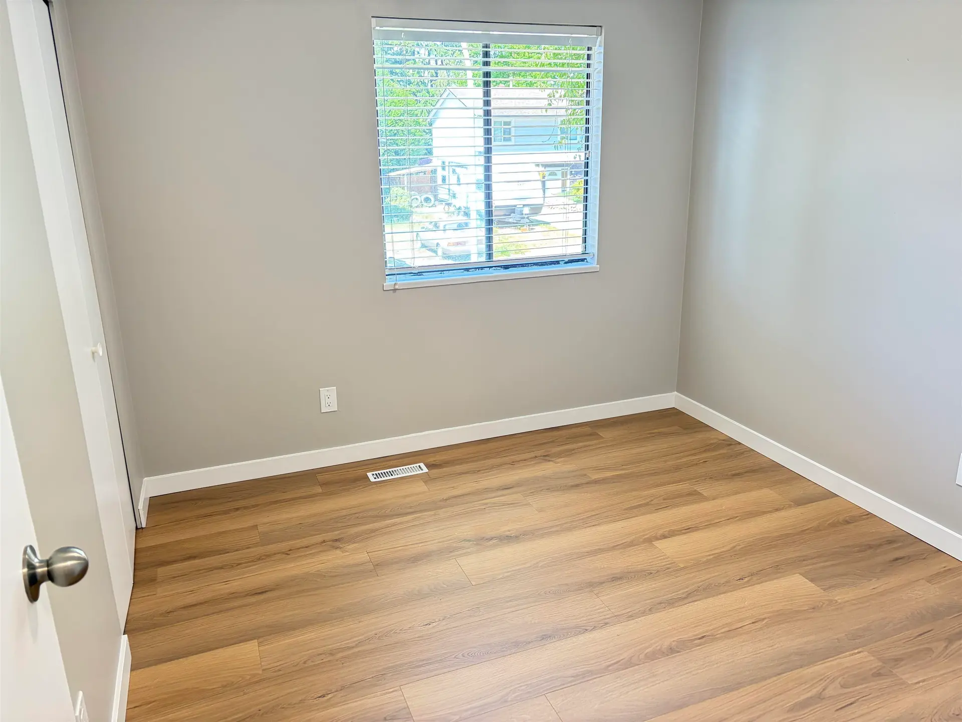 7900 Fulmar Street - Image 11