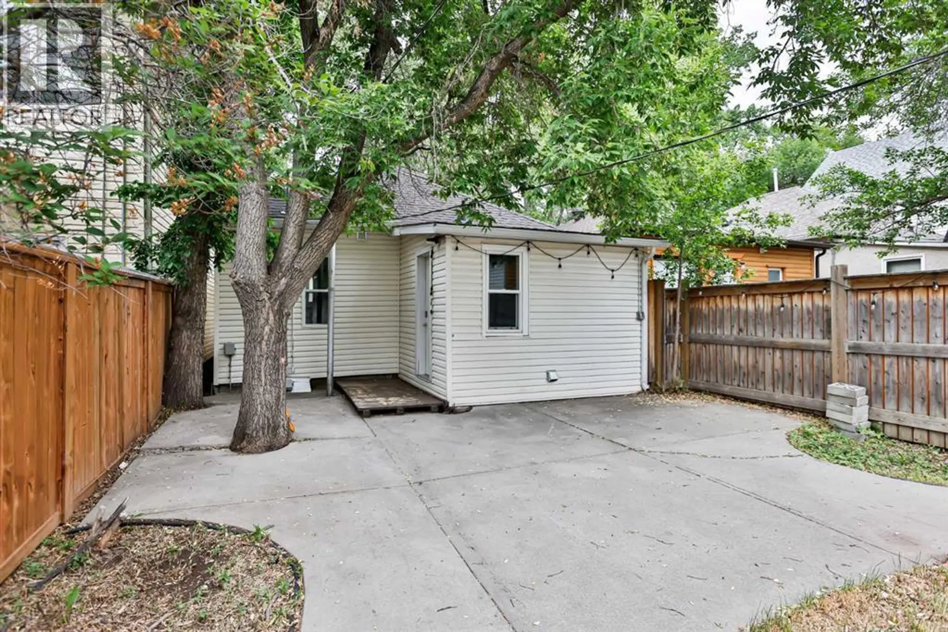 912 8 Street S - Image 13