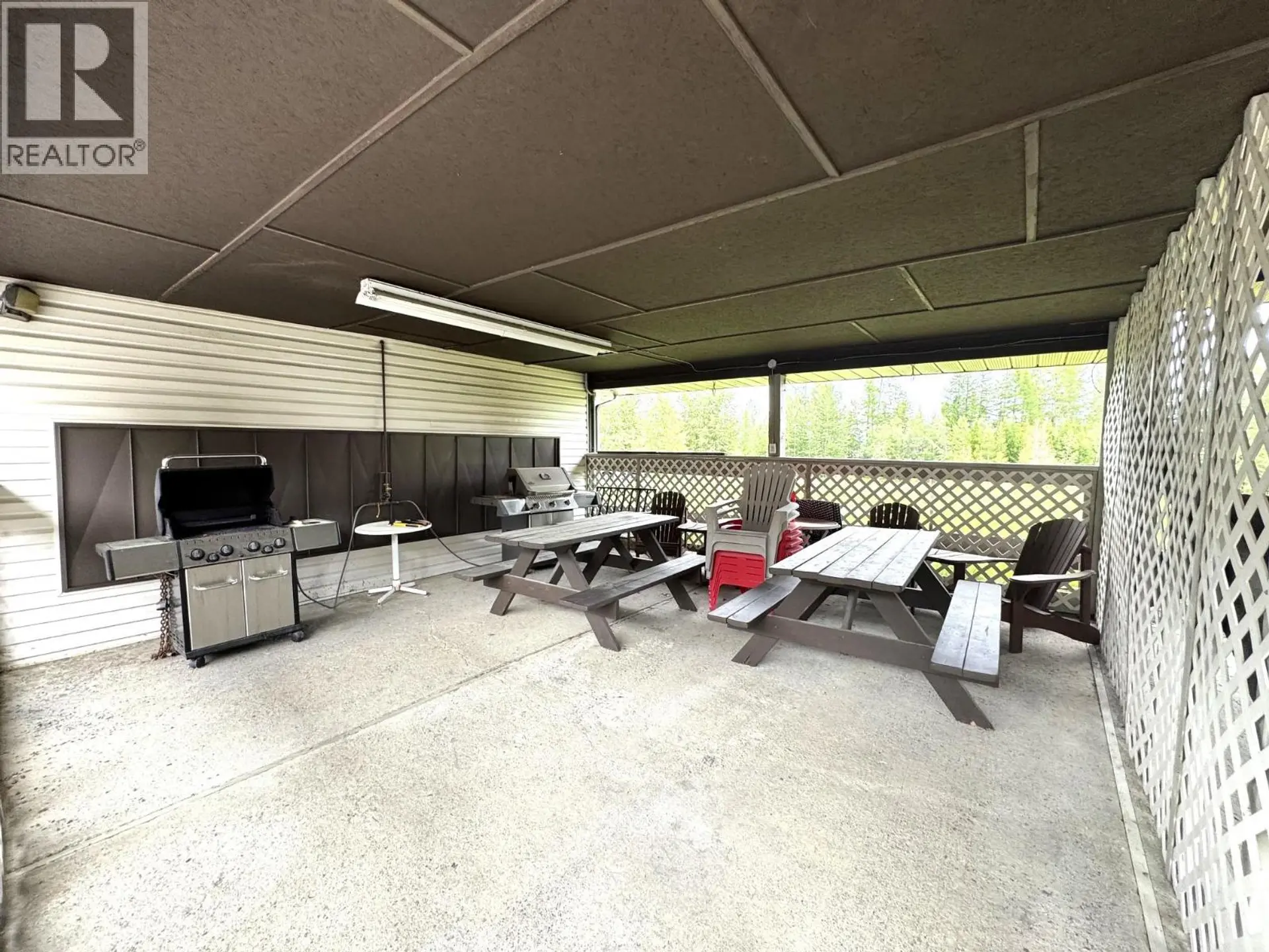 #1024 930 DOGWOOD Drive - Image 17