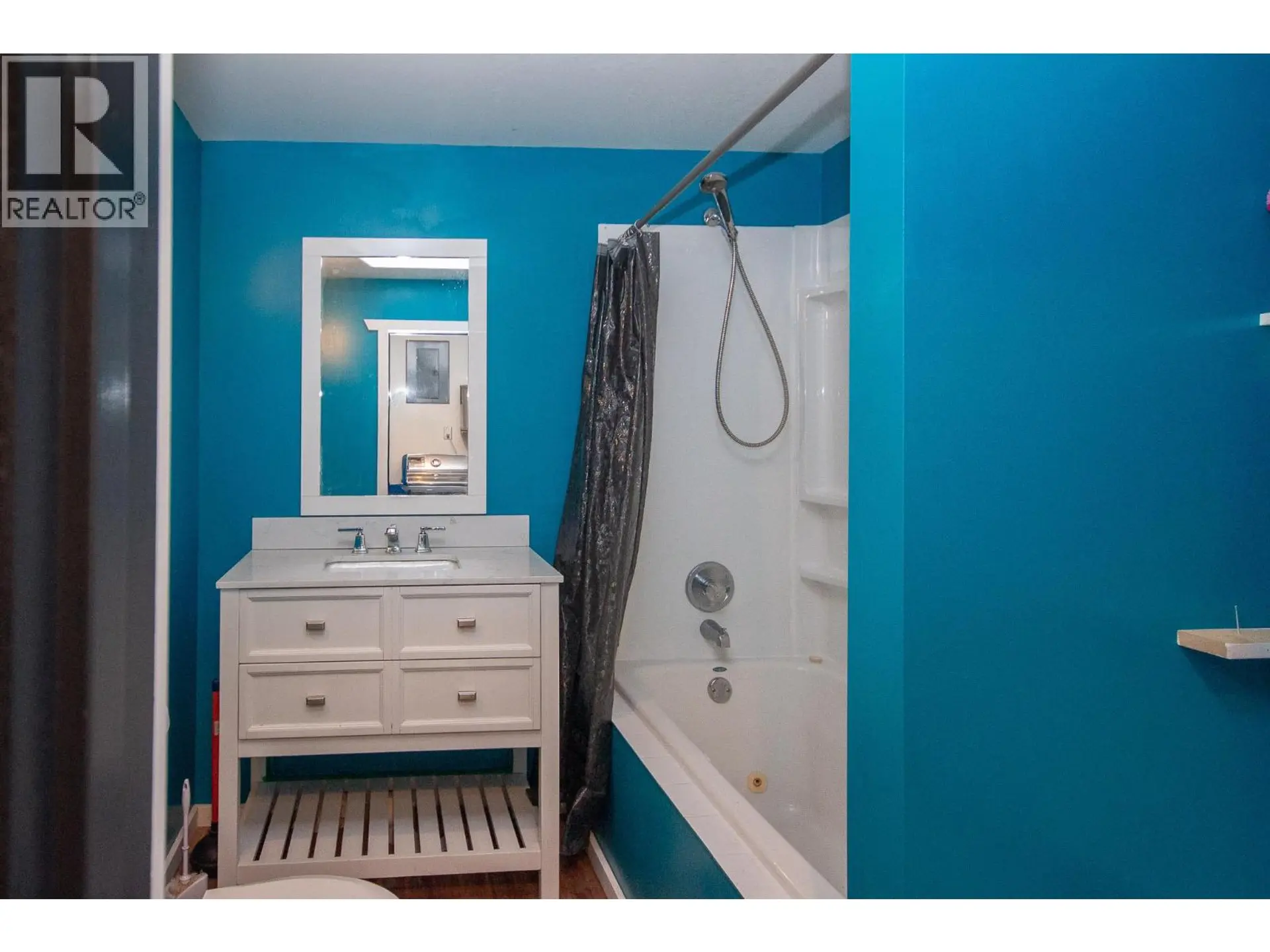 1604 108 Avenue - Image 16