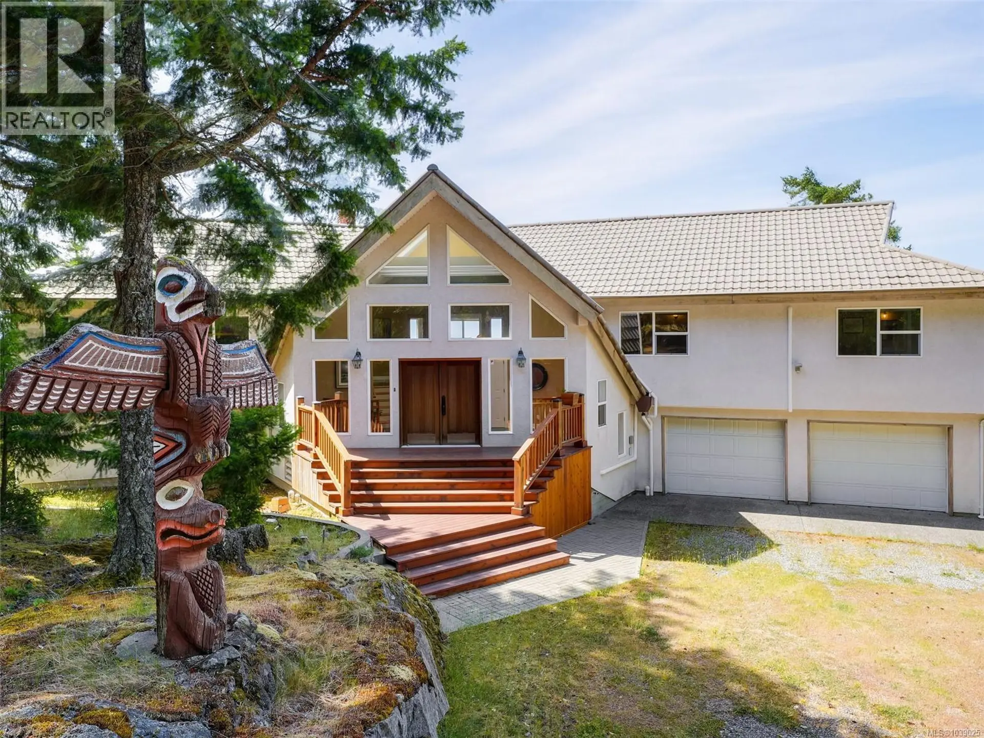 Property at 560 Wilderness Pl, Sooke, BC