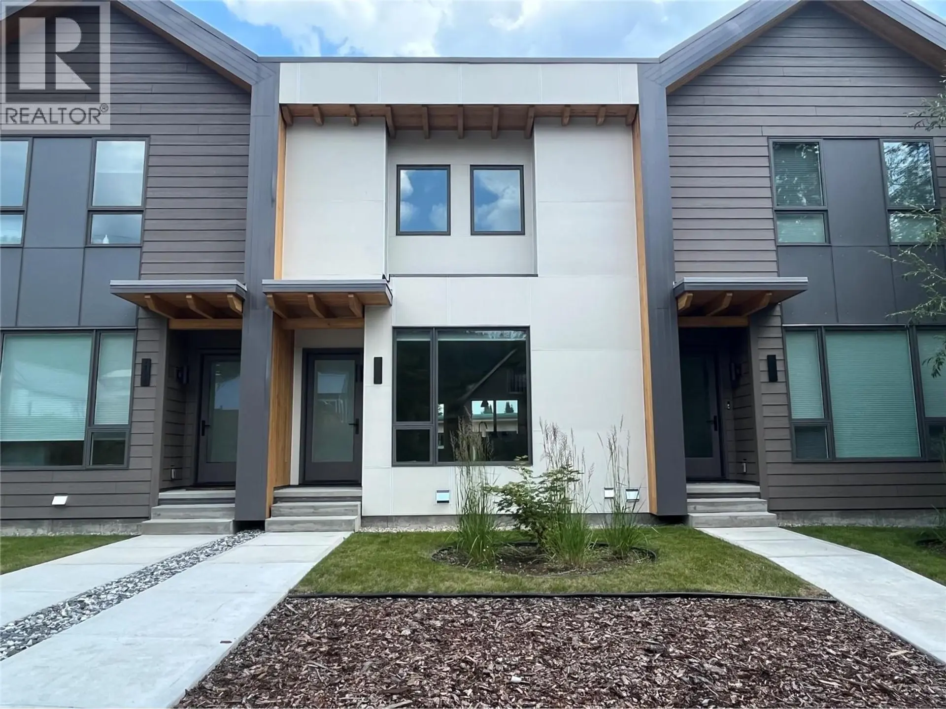 Property at #4 2452 WASHINGTON Street, Rossland, BC