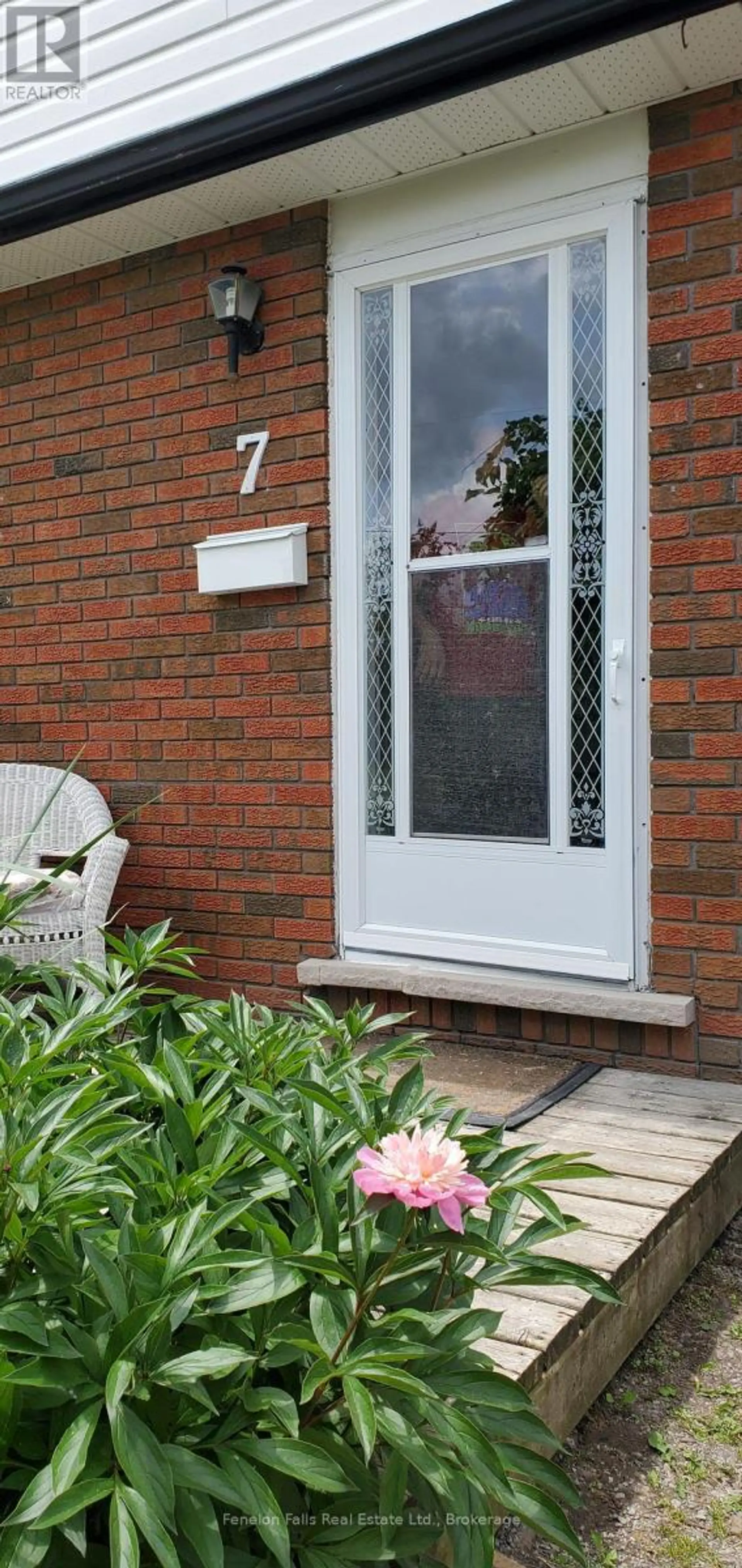 7 JAMES STREET - Image 11