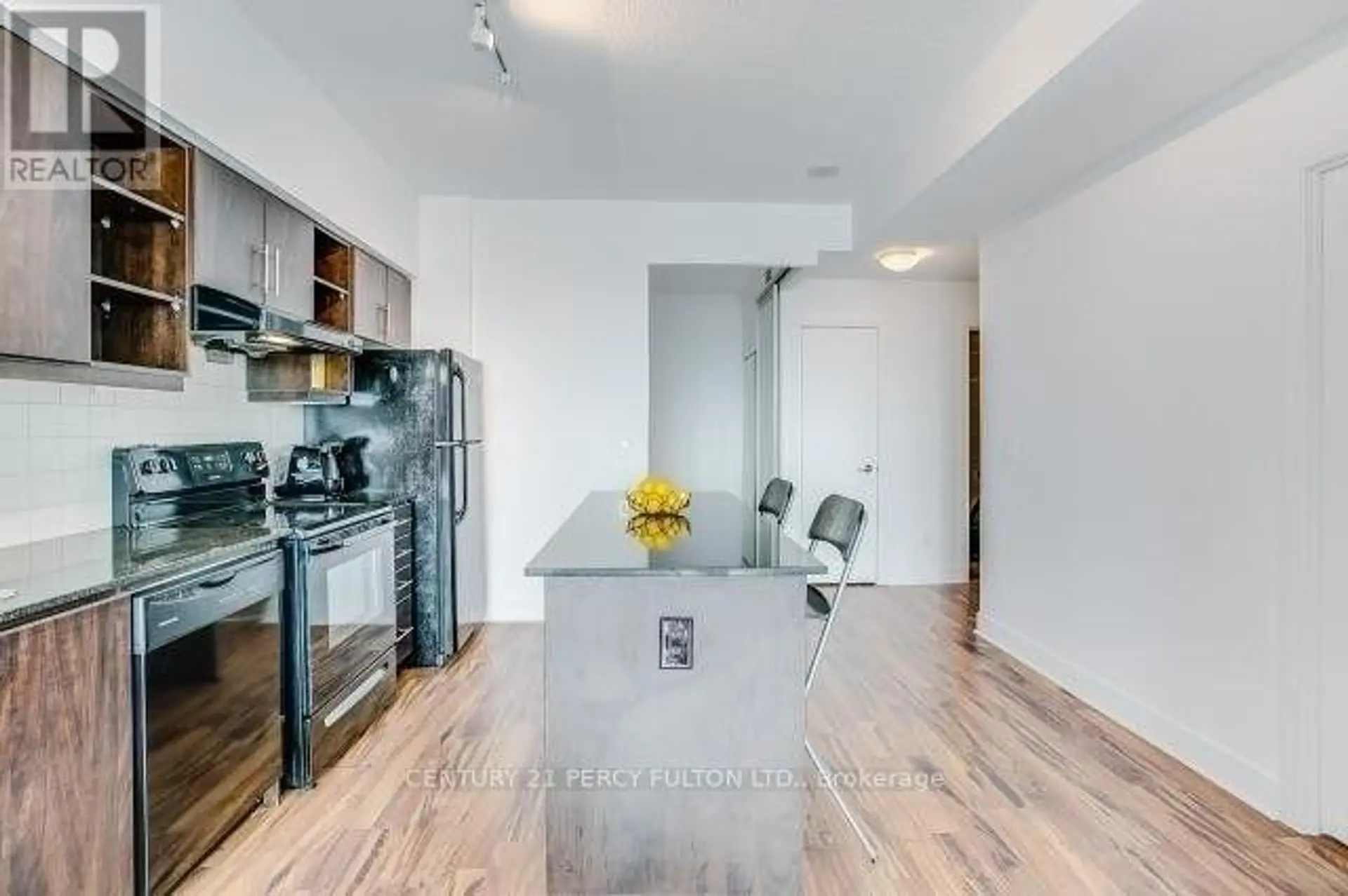 #1510 35 BRIAN PECK CRESCENT - Image 6