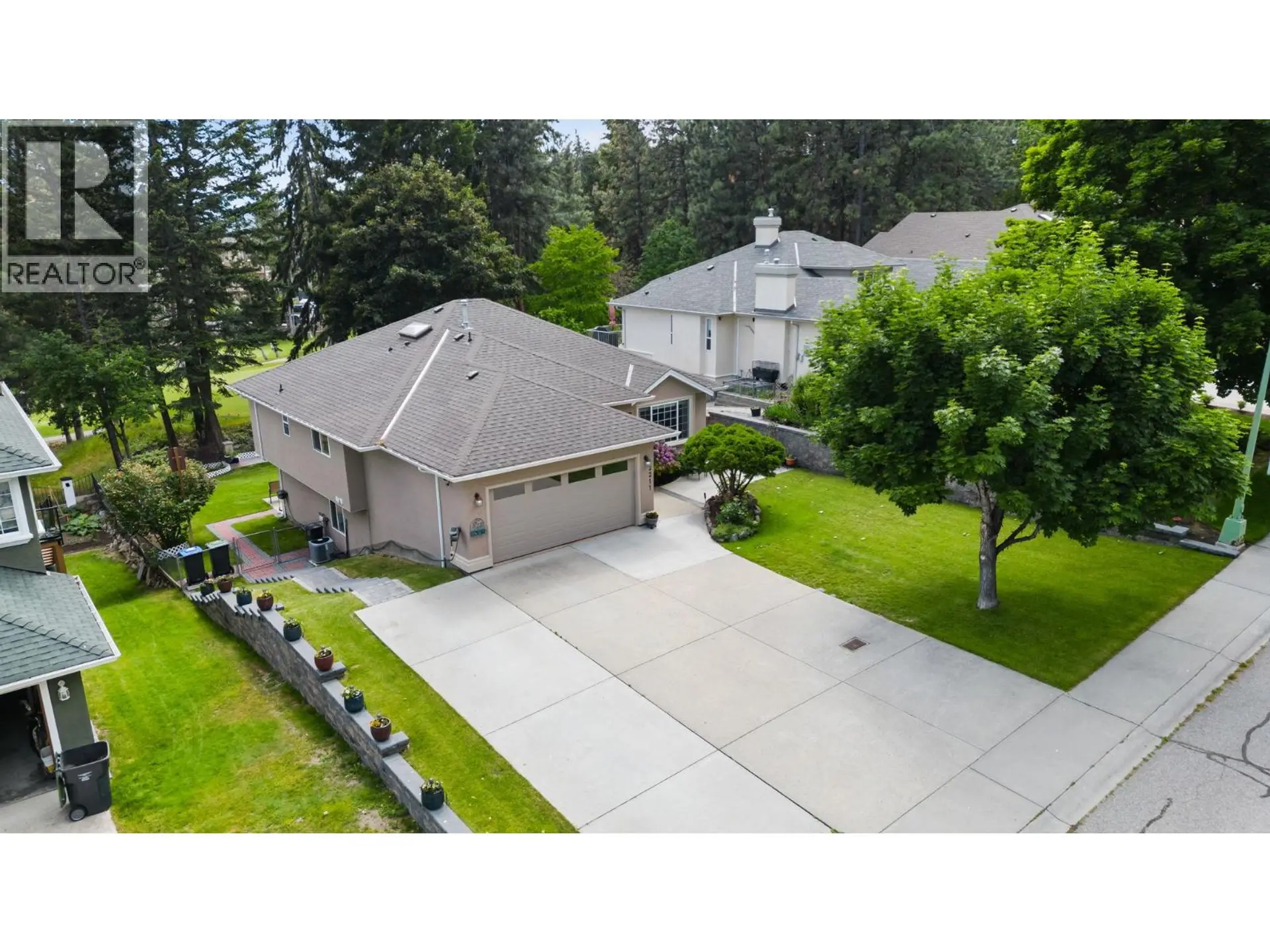 Property at 2211 Shannon Woods Place, West Kelowna, BC