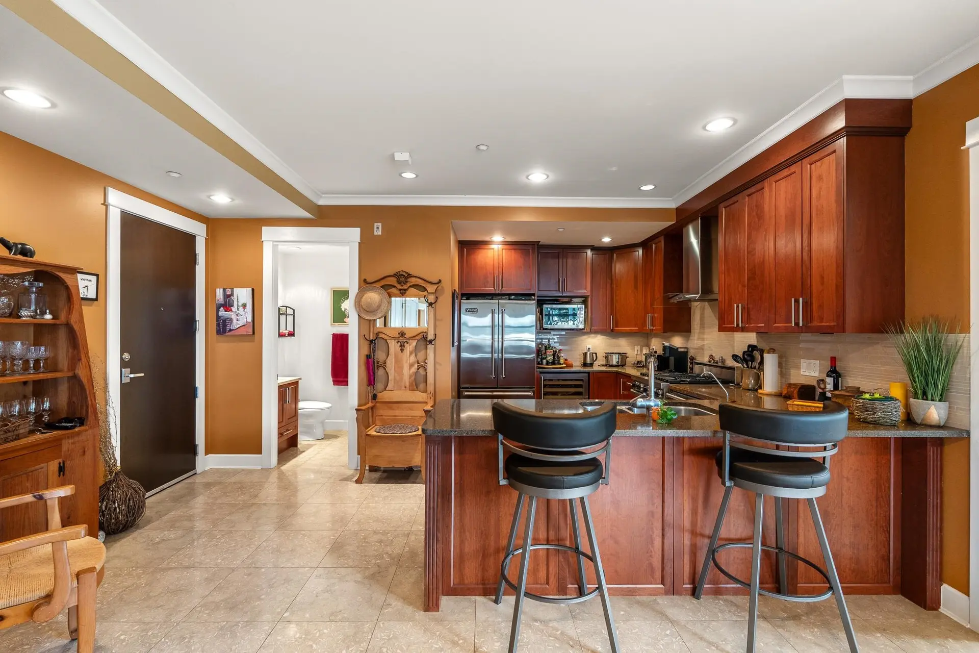 #205 6688 Royal Avenue - Image 5