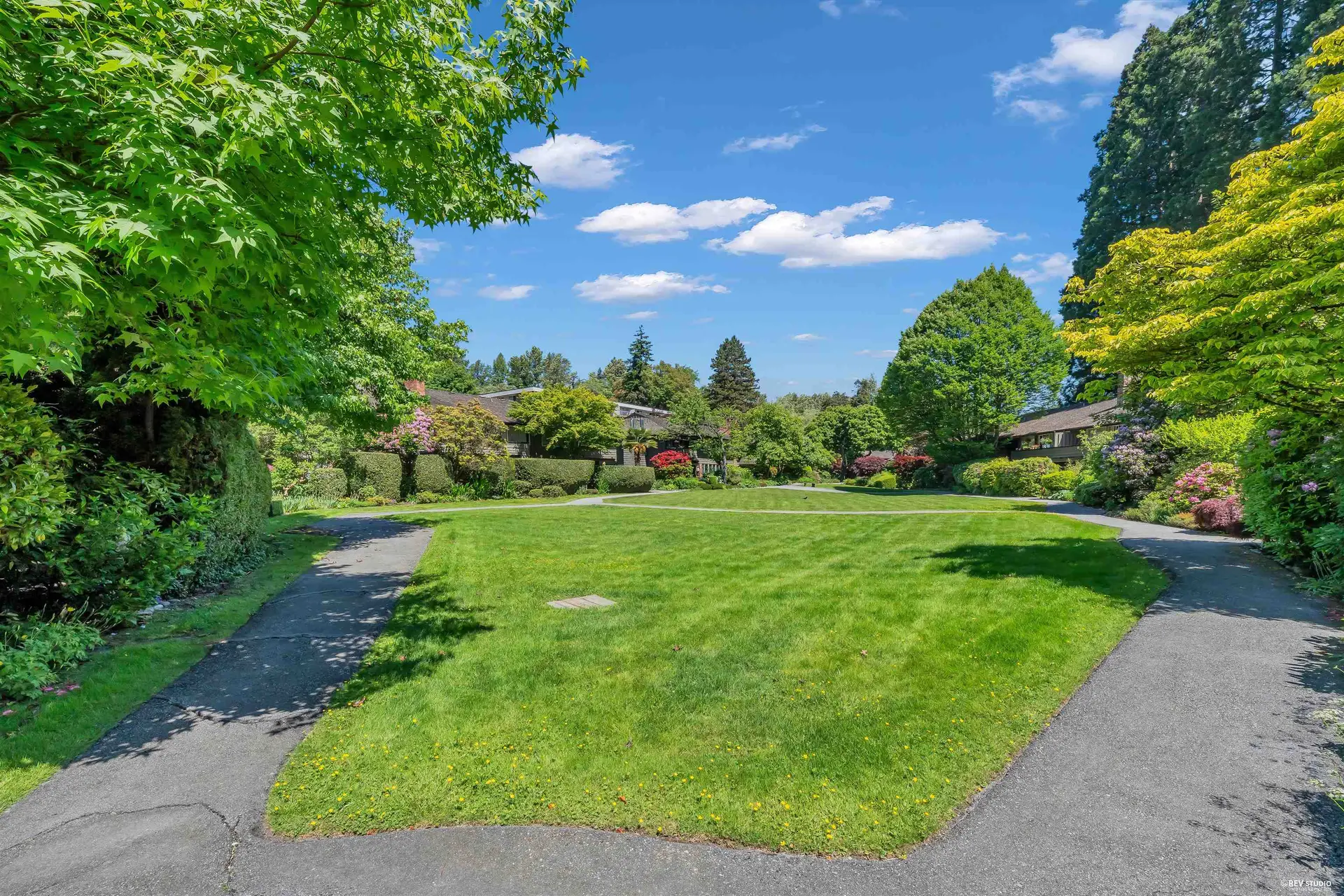 #207 235 Keith Road - Image 12