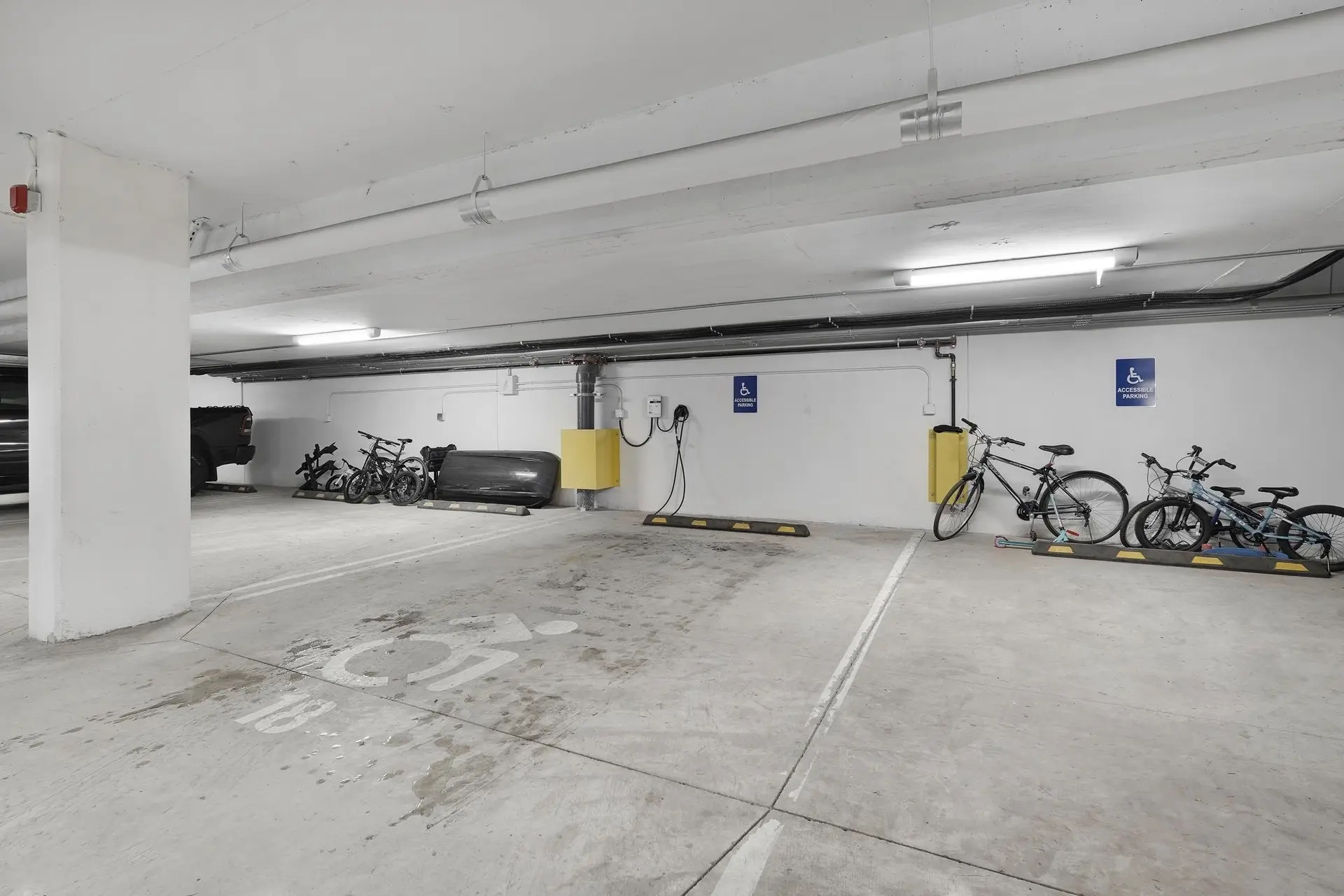 #124 2035 Glenaire Drive - Image 15