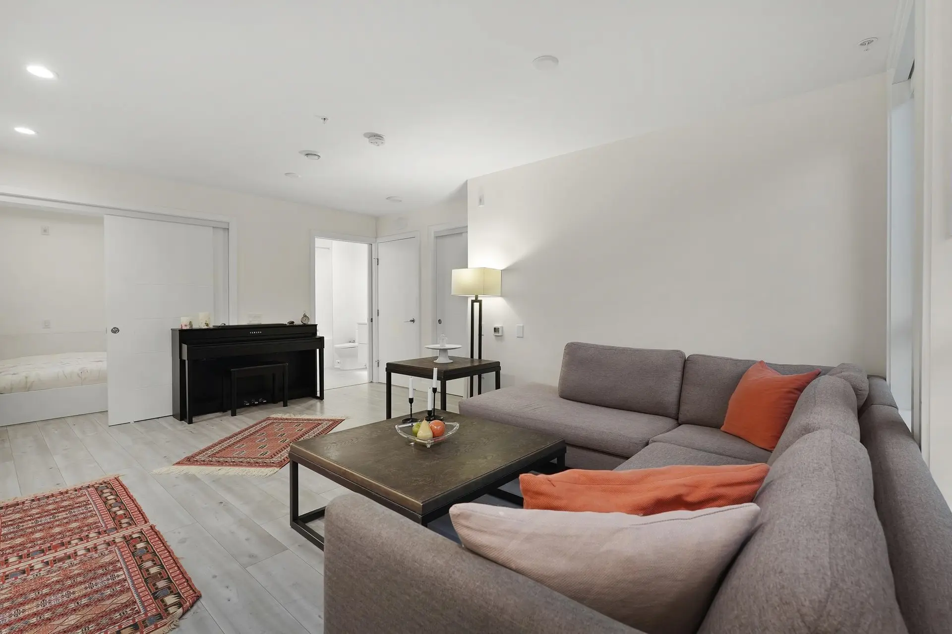 #124 2035 Glenaire Drive - Image 4