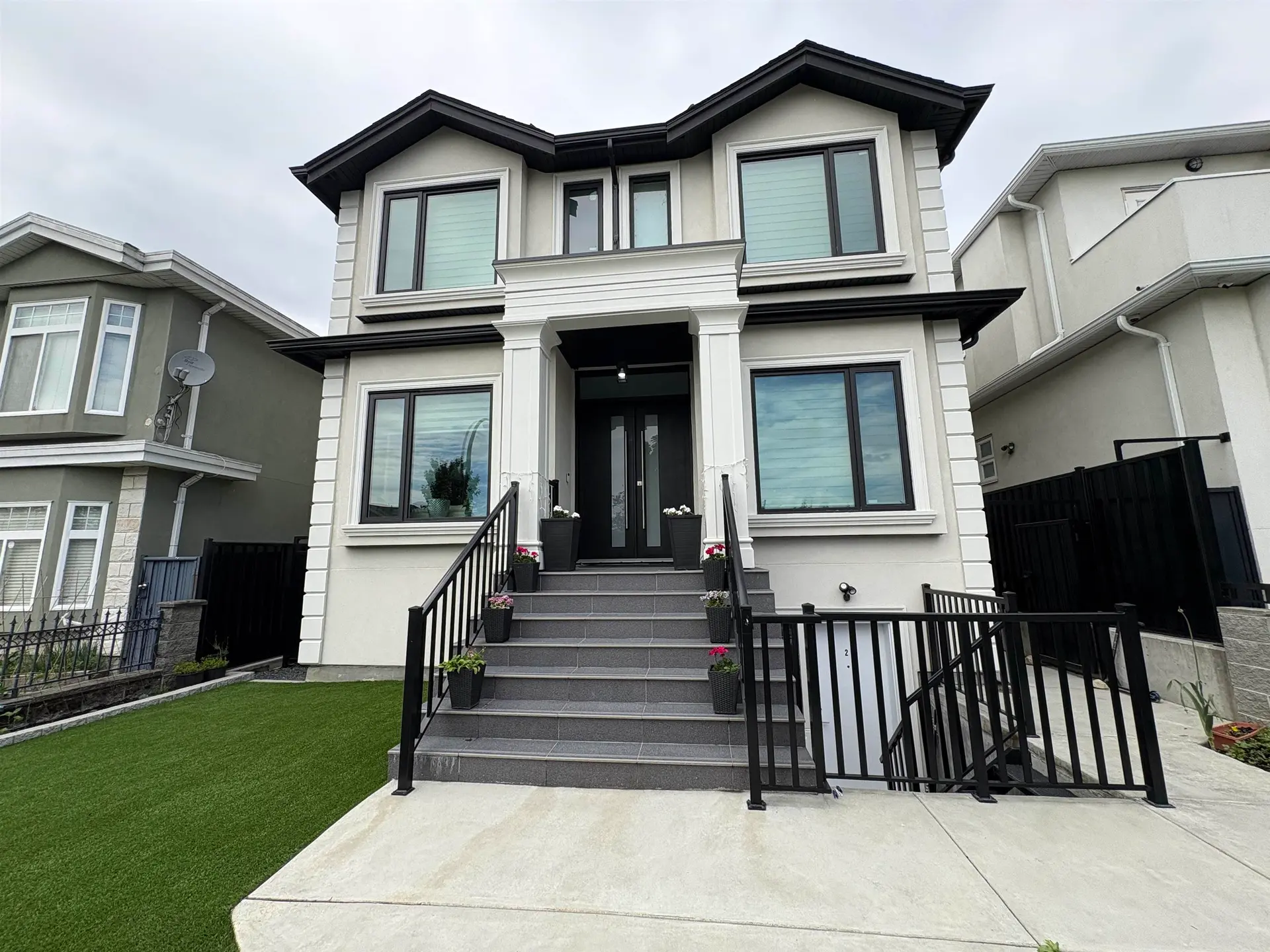 Property at 759 E 57th Avenue, Vancouver, BC