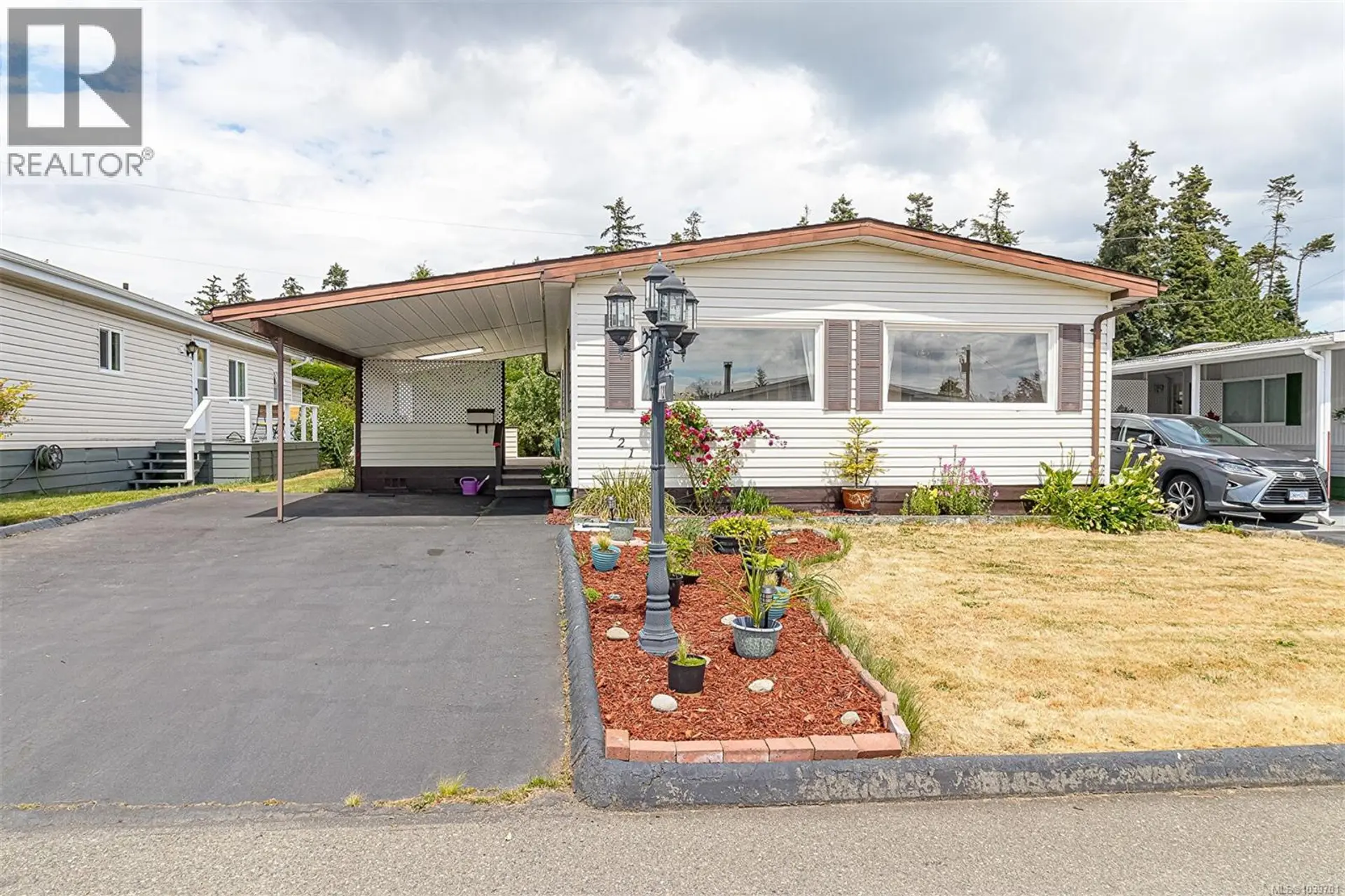 Property at #121 7701 Central Saanich Rd, Central Saanich, BC