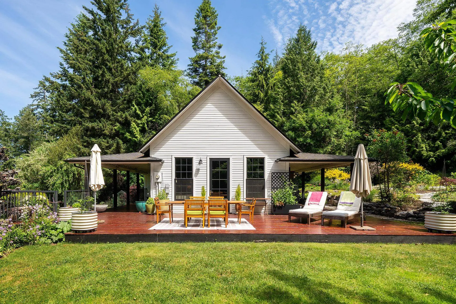 Property at 822 Captains Way, Bowen Island, BC