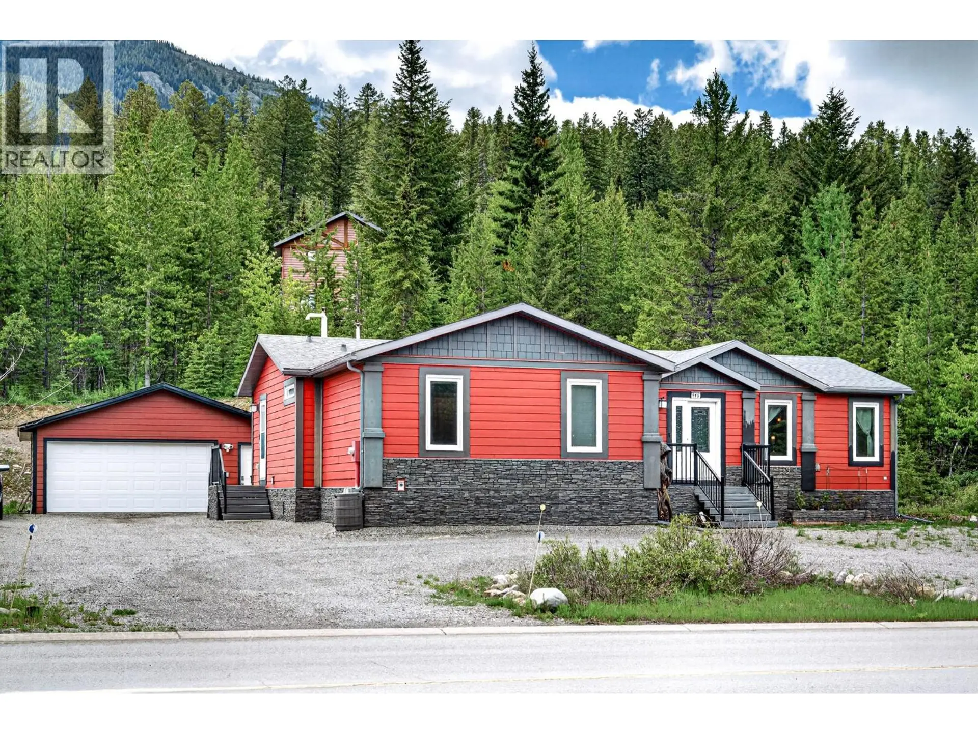 Property at 115 Deerborne Drive, Elkford, BC