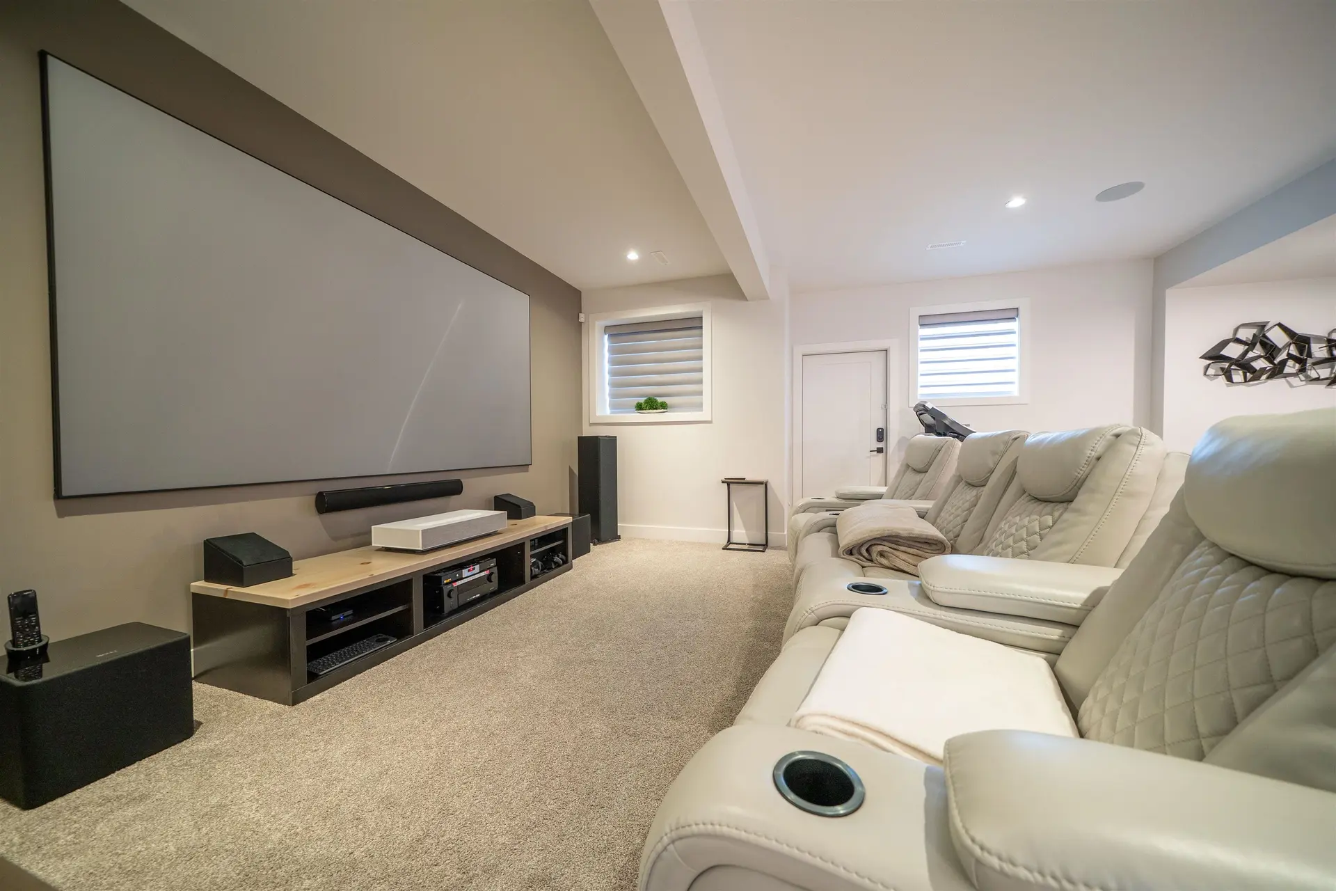 16232 10 Avenue - Image 17
