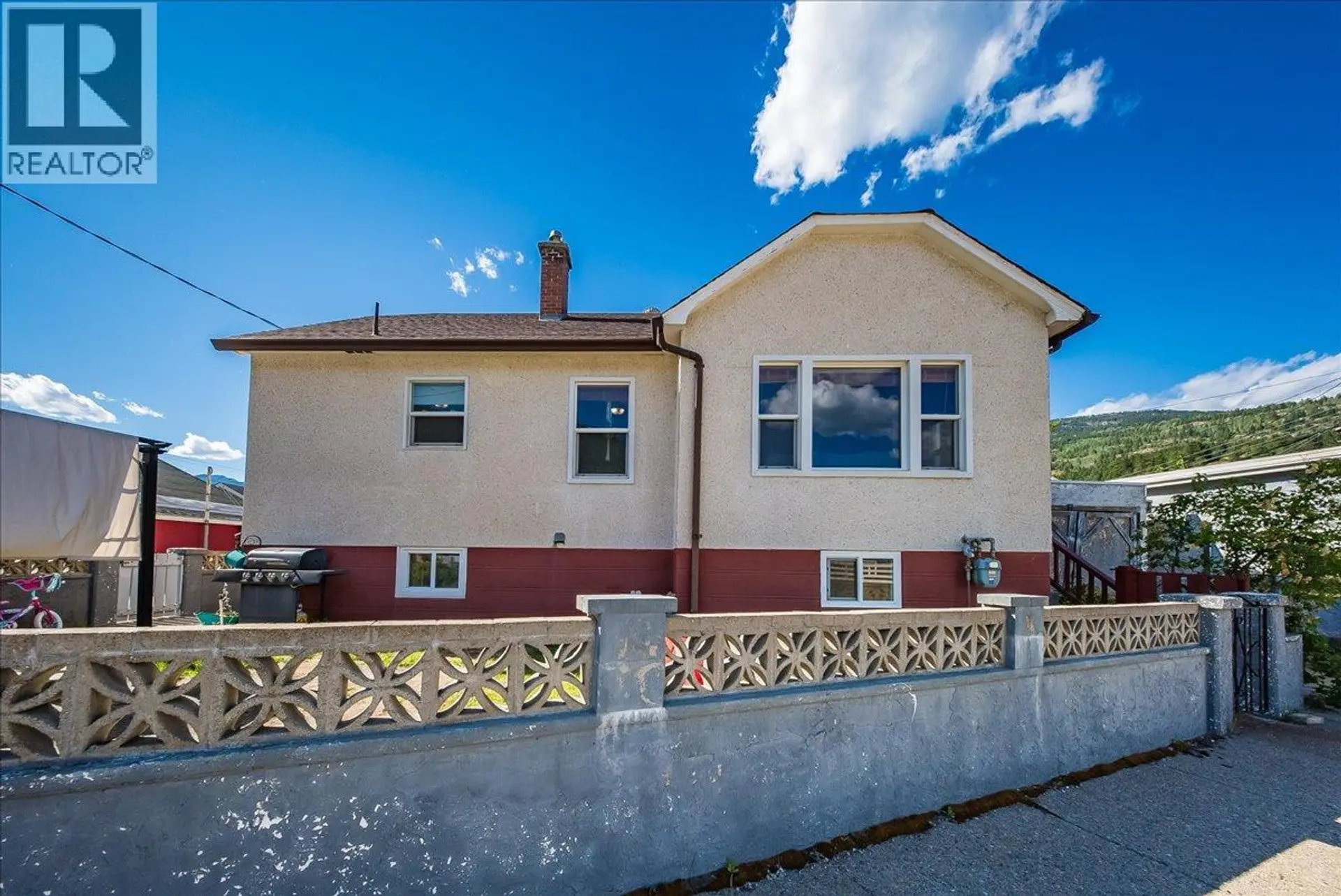Property at 1555 McQuarrie Street, Trail, BC