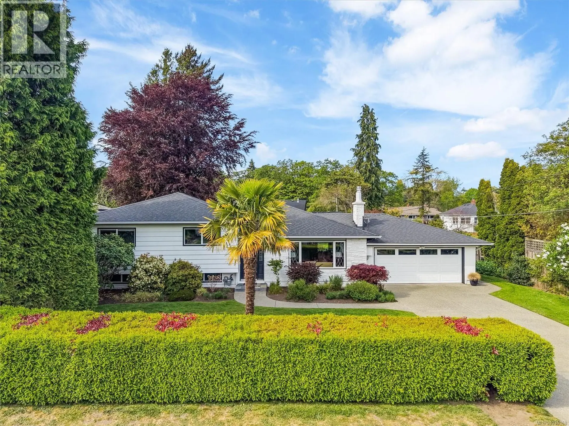 Property at 2090 McNeill Ave, Oak Bay, BC