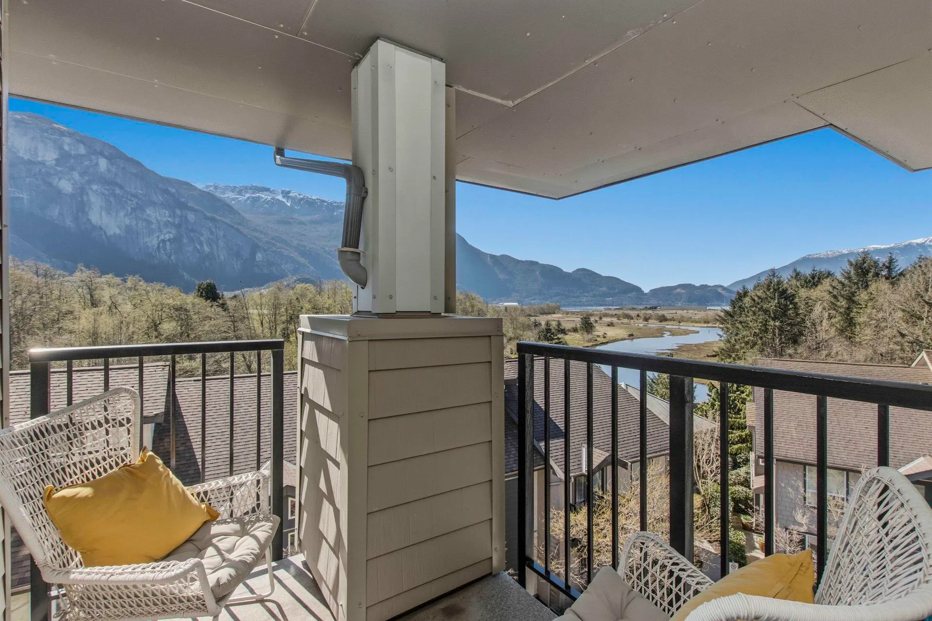 Property at #406 1212 Main Street, Squamish, BC