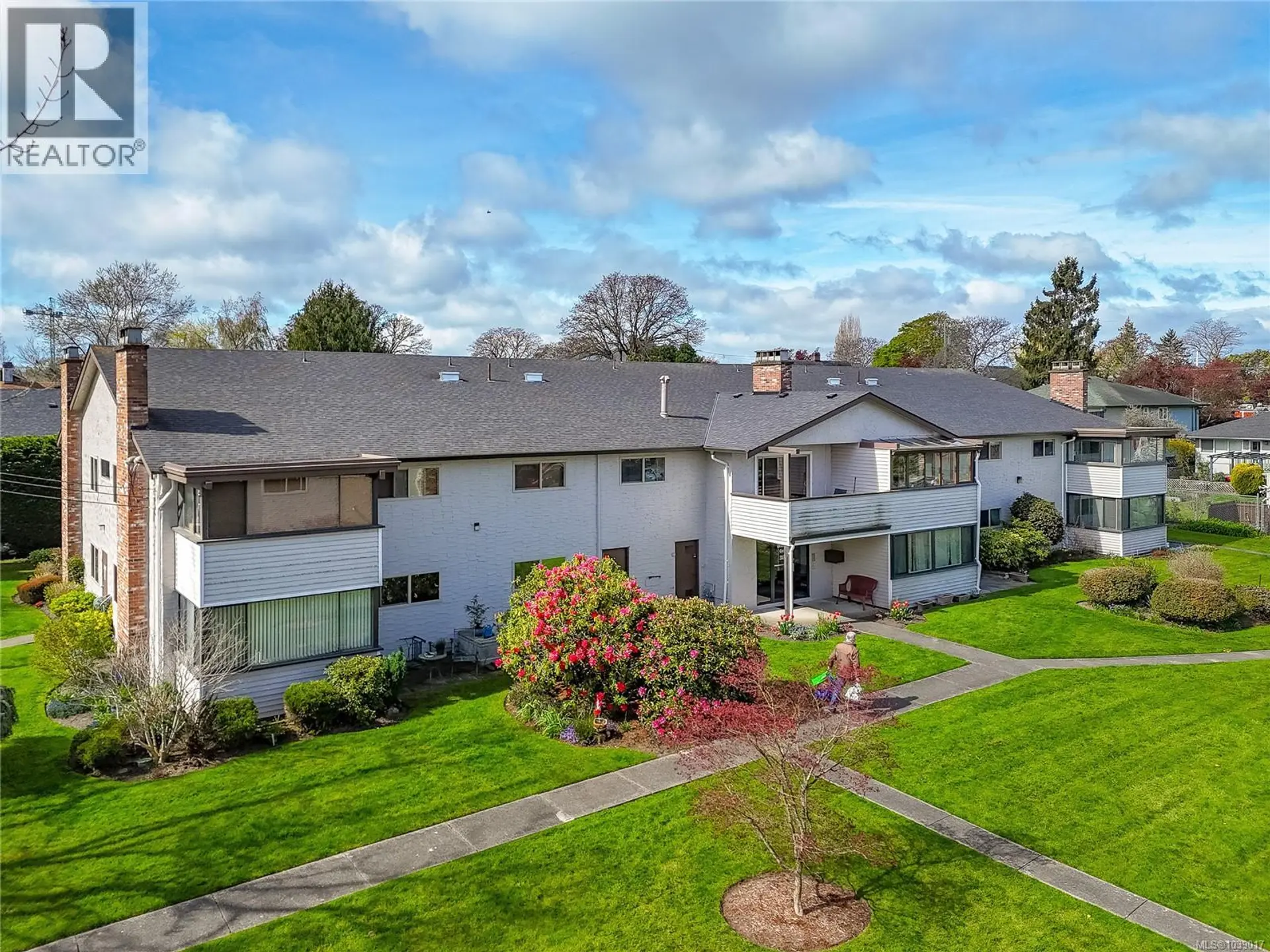 Property at #205 3160 Irma St, Victoria, BC