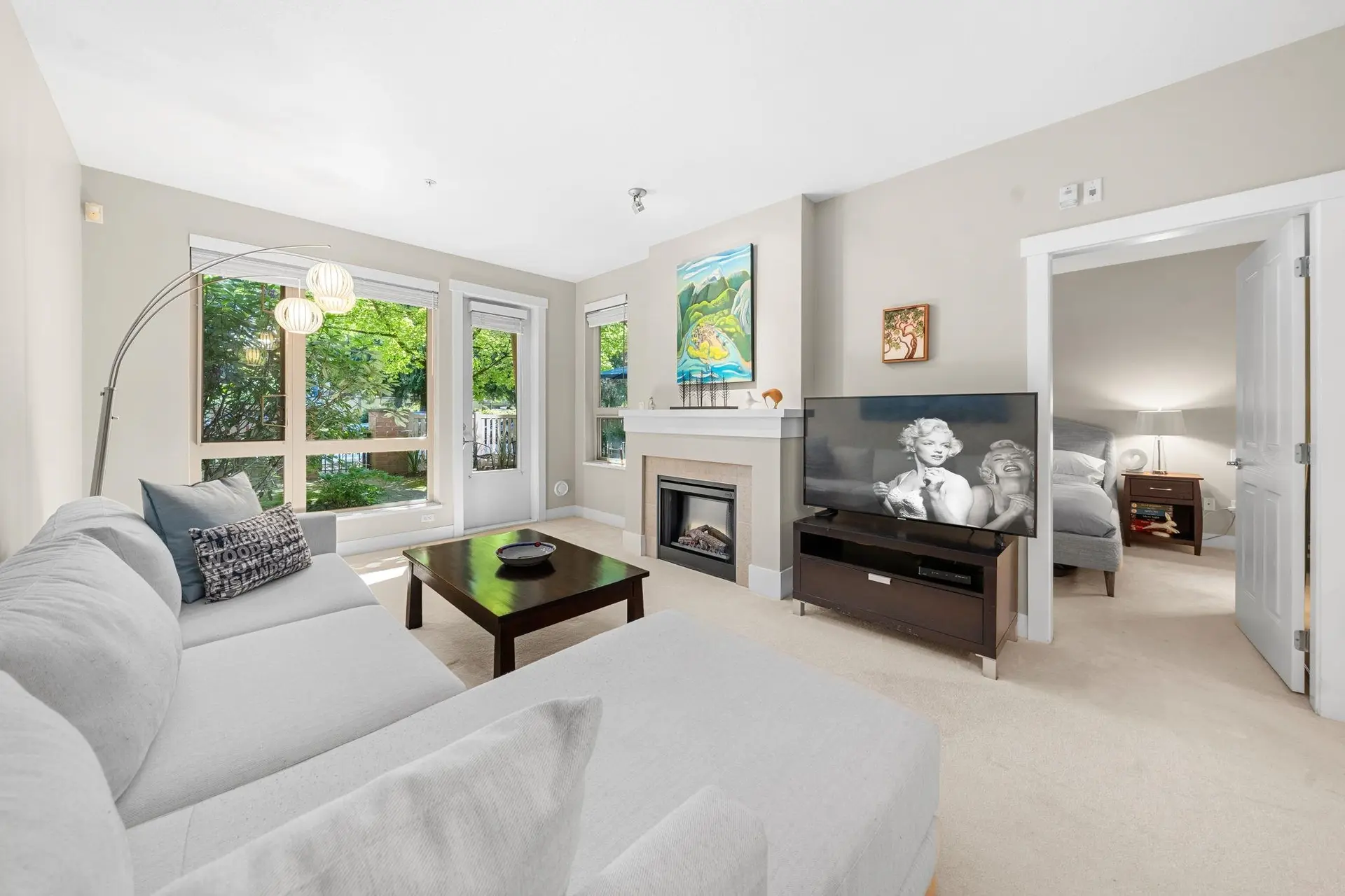#101 2601 Whiteley Court - Image 2