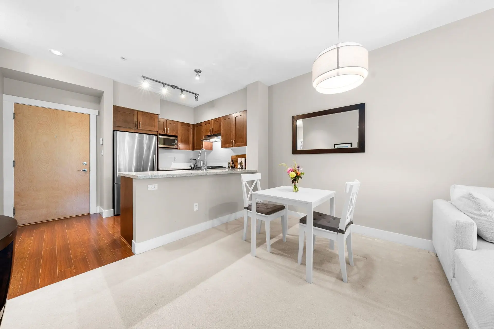 #101 2601 Whiteley Court - Image 5