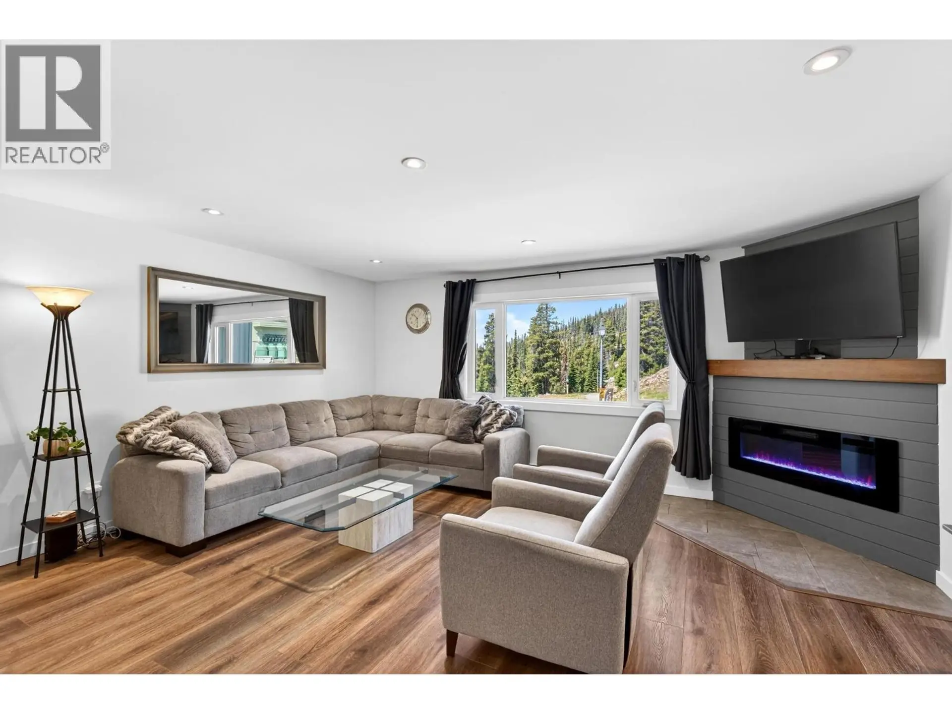 Property at #B6 7375 Porcupine Road, Big White, BC
