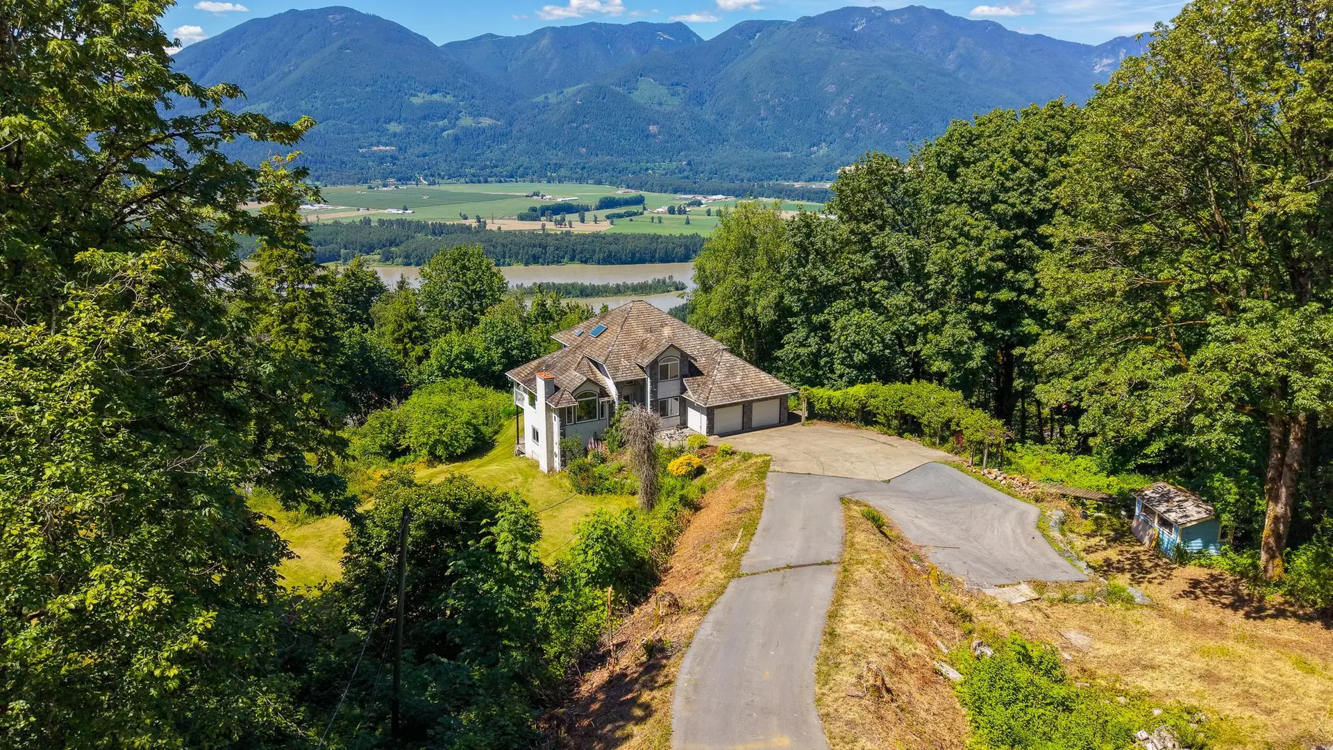 Property at 8439 Grand View Drive, Chilliwack, BC
