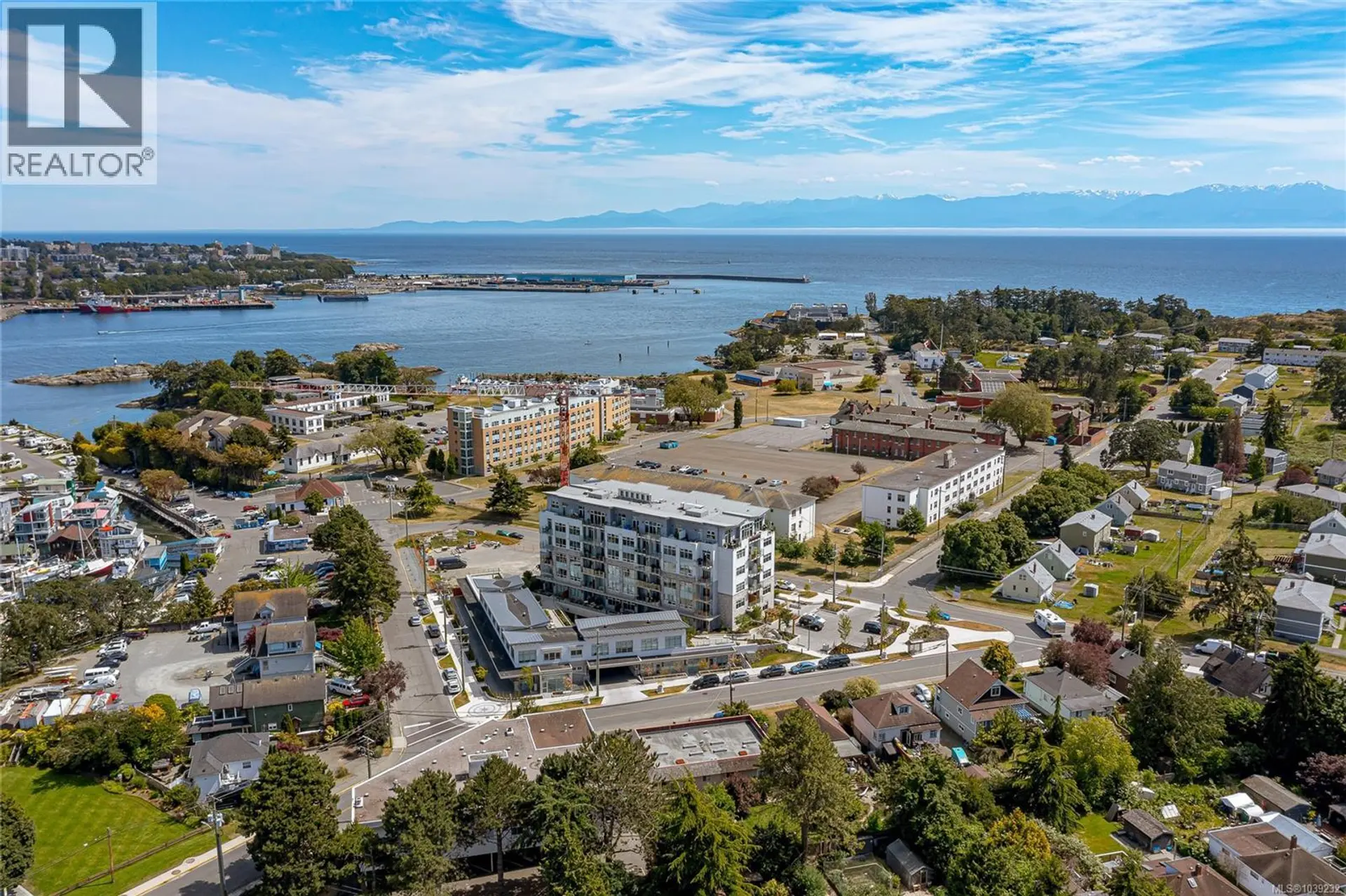 Property at #206 916 Lyall St, Esquimalt, BC